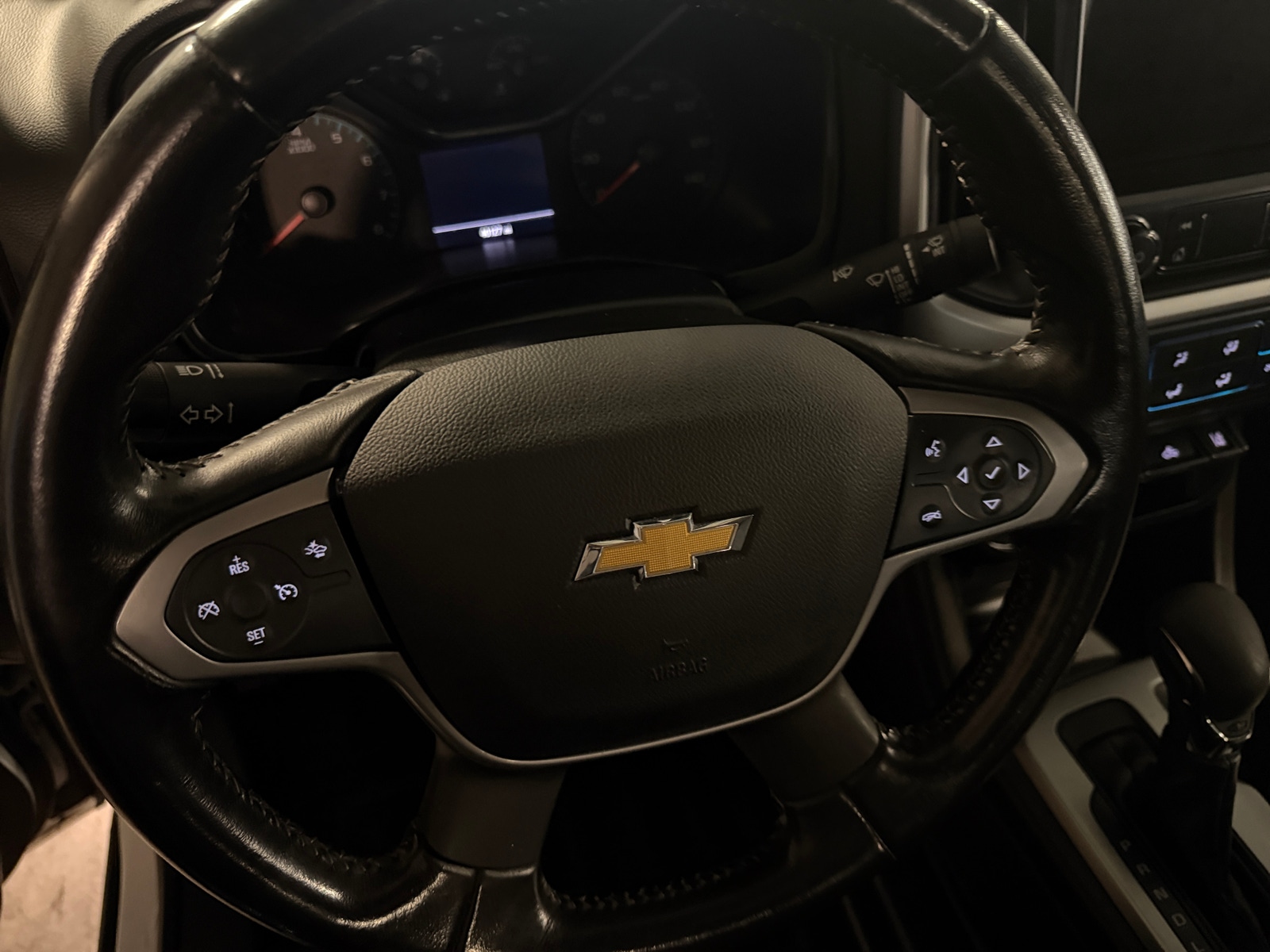 Thumbnail: 2022 Chevrolet Colorado - 5