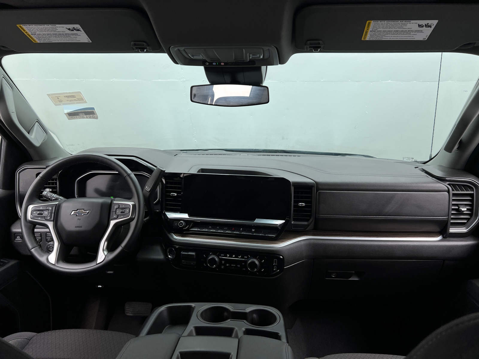 Thumbnail: 2026 Chevrolet Silverado 1500 - 3