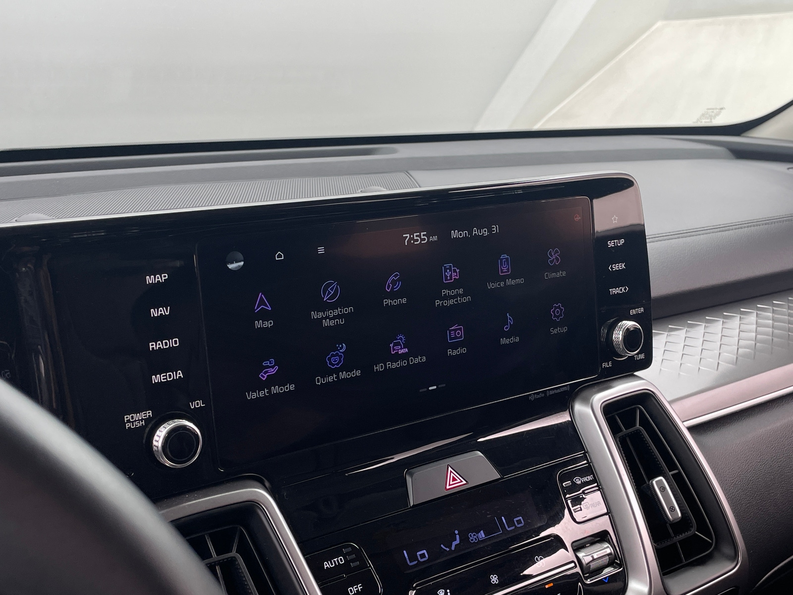 Thumbnail: 2023 Kia Sorento - 3