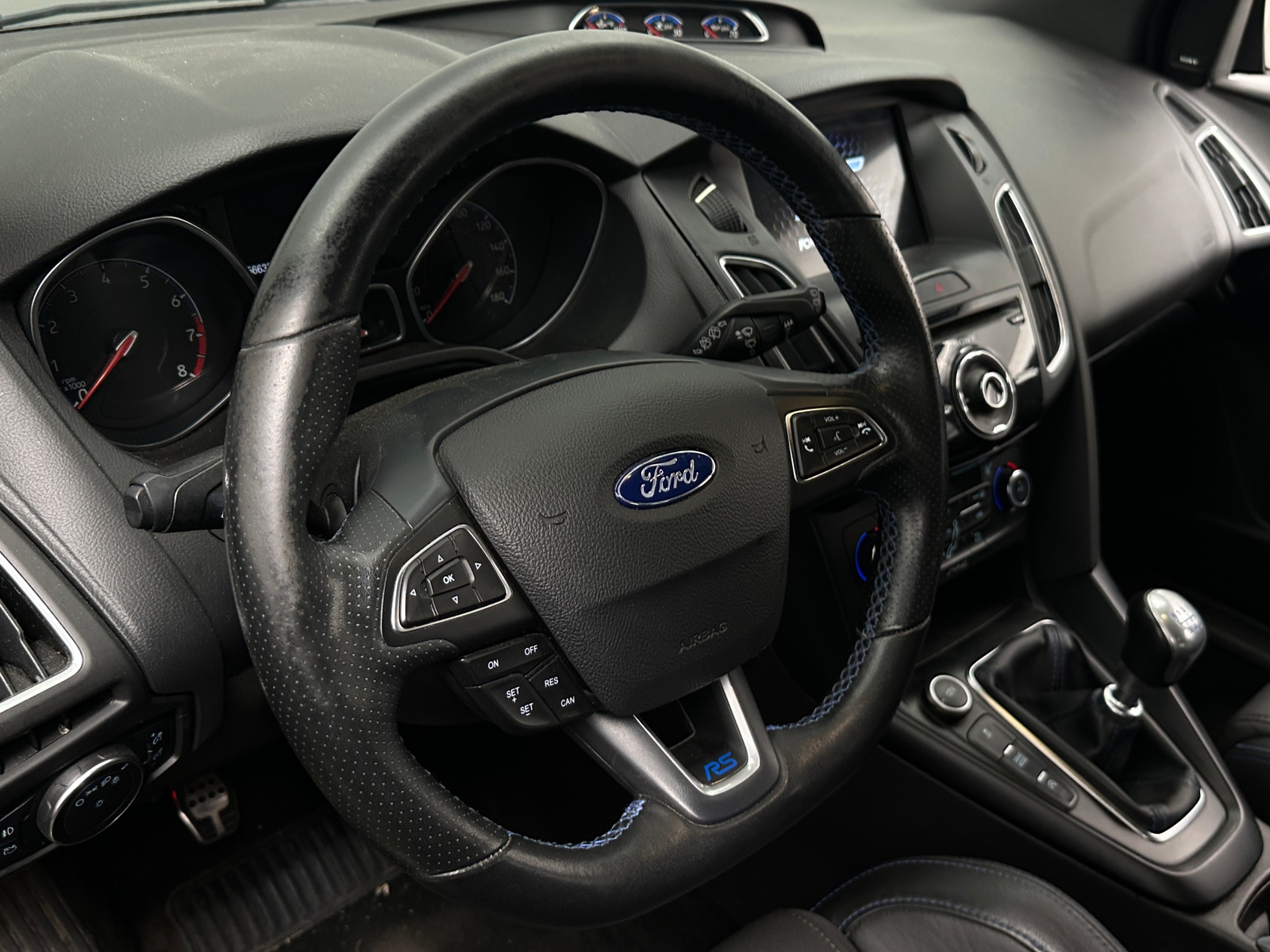 Thumbnail: 2016 Ford Focus - 5
