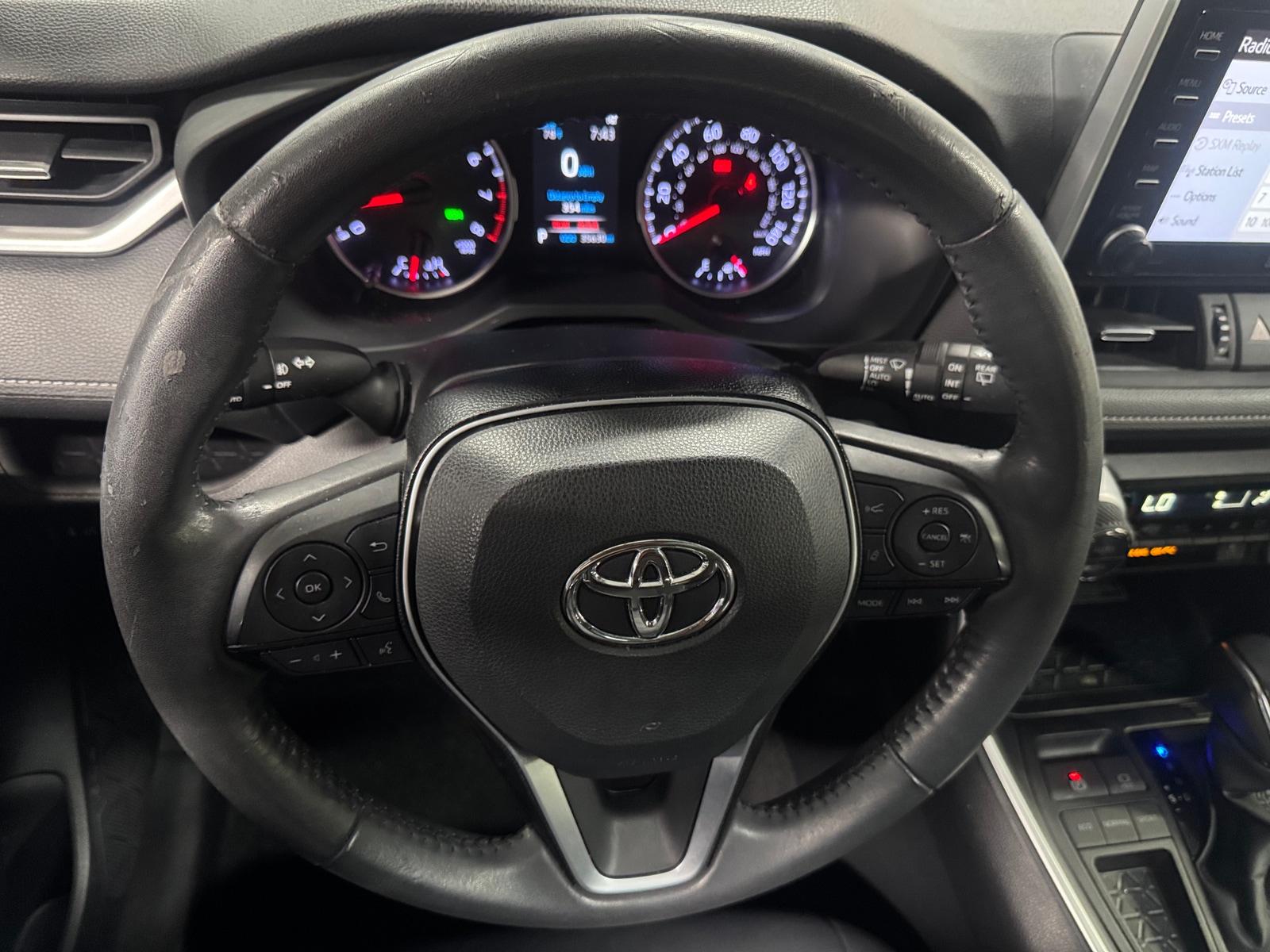 Thumbnail: 2020 Toyota RAV4 - 4
