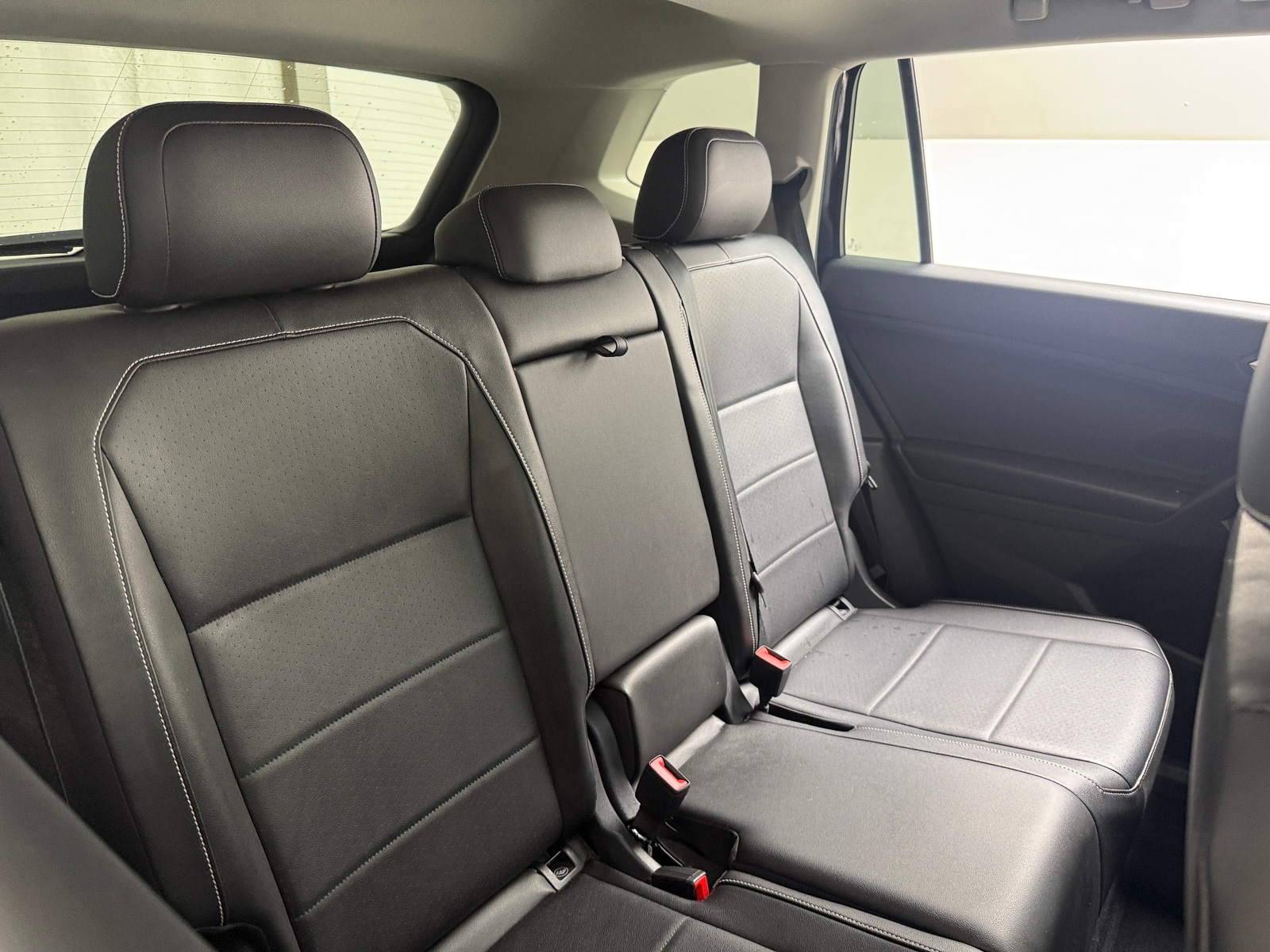 Thumbnail: 2021 Volkswagen Tiguan - 5