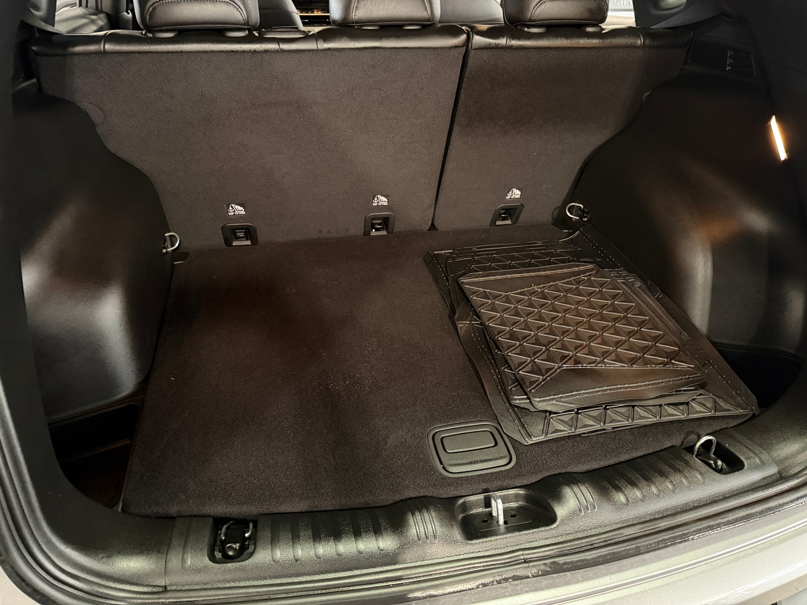 Thumbnail: 2023 Jeep Compass - 6