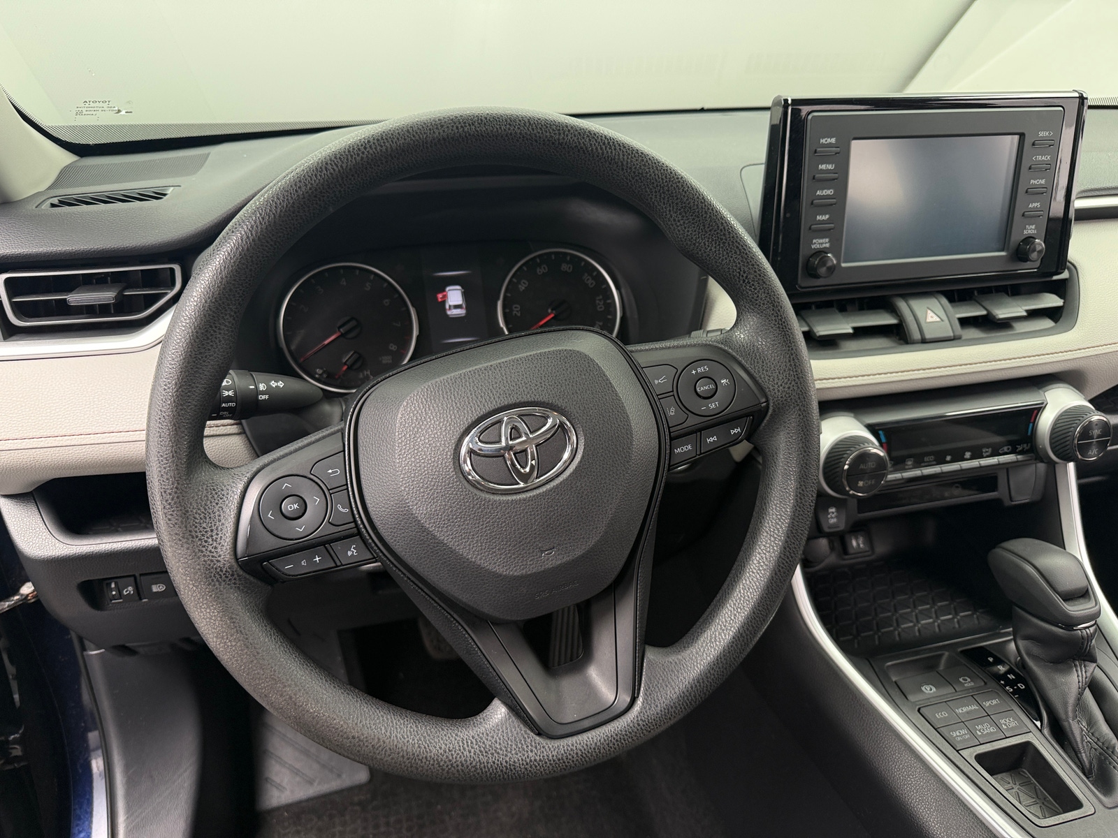 Thumbnail: 2019 Toyota RAV4 - 5