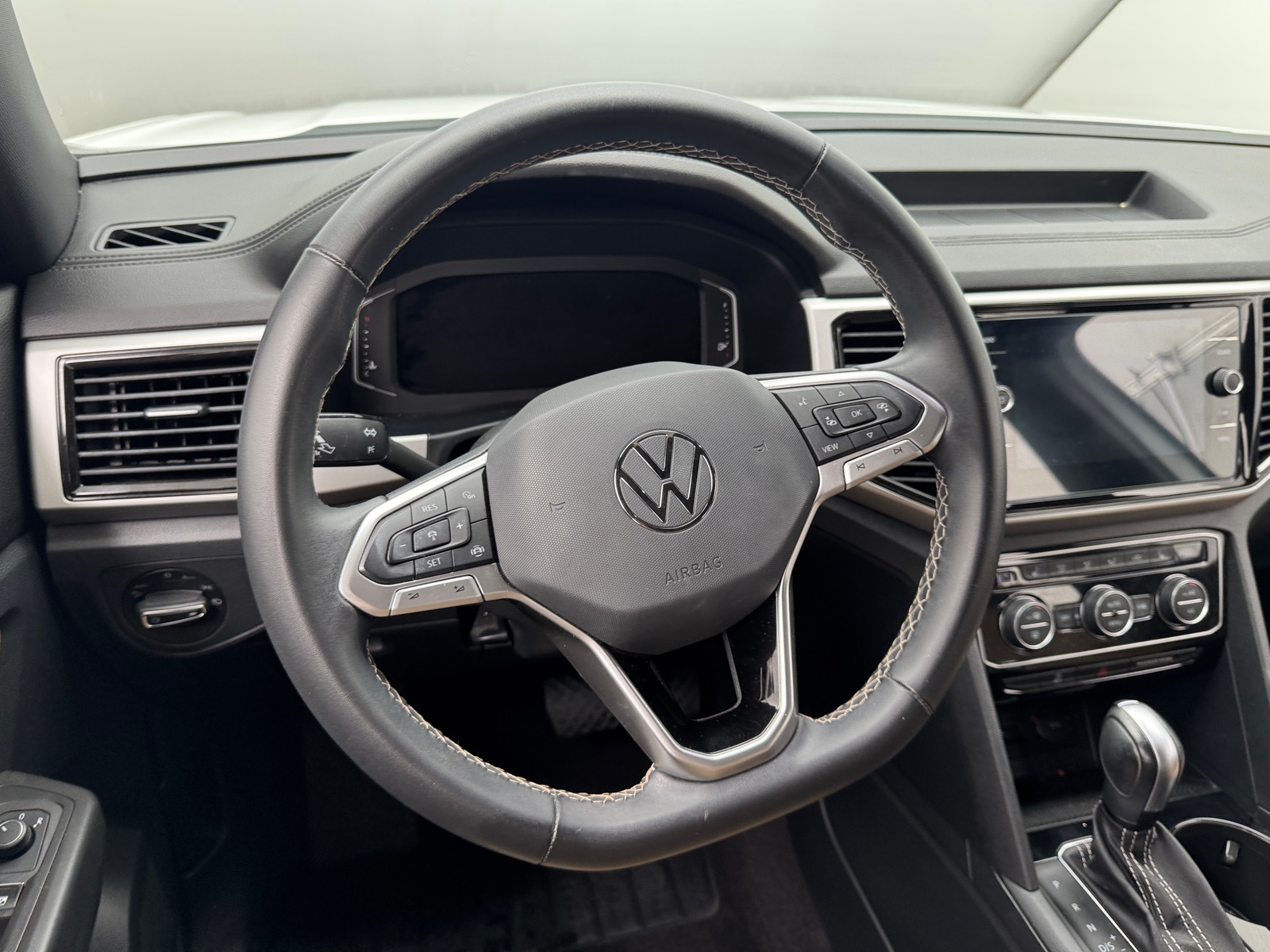 Thumbnail: 2022 Volkswagen Atlas - 5