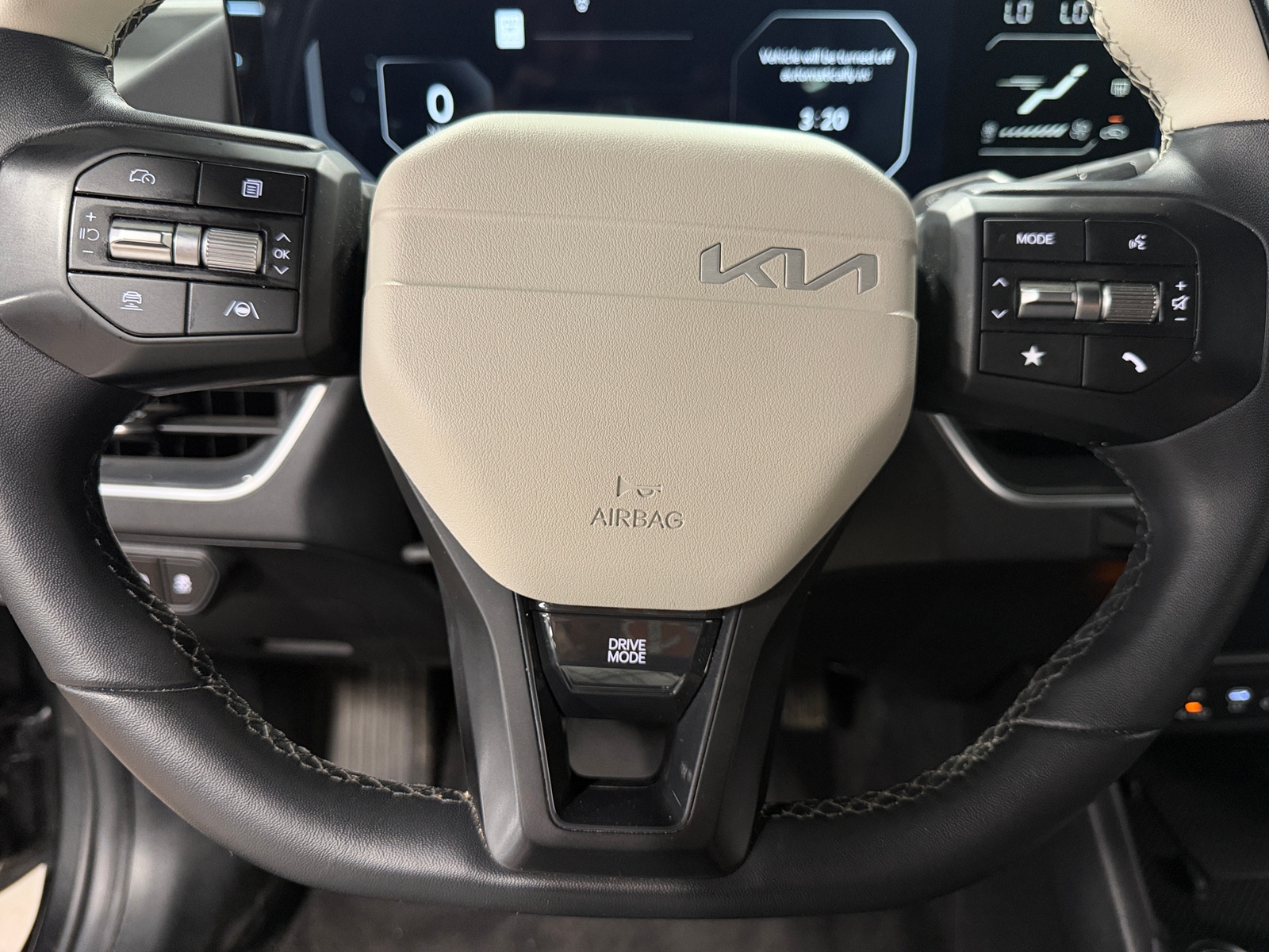 Thumbnail: 2025 Kia K4 - 4