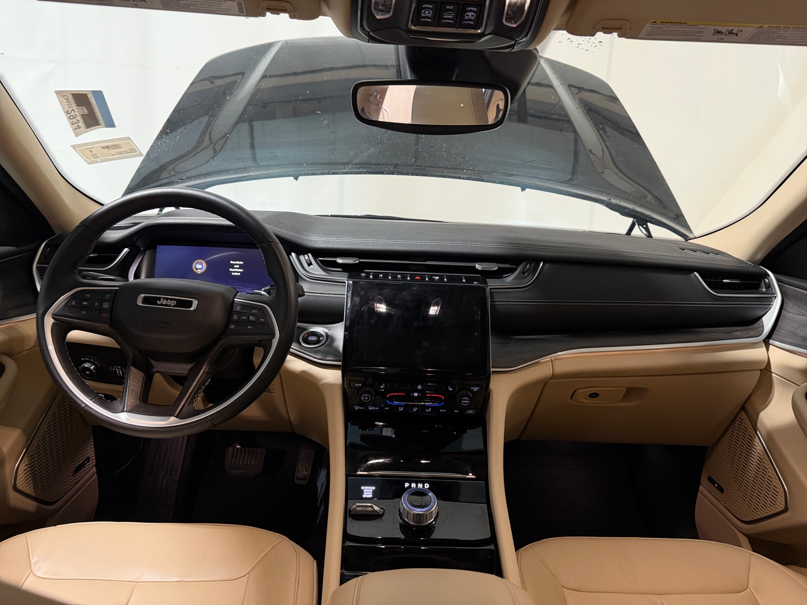 Thumbnail: 2022 Jeep Grand Cherokee L - 2