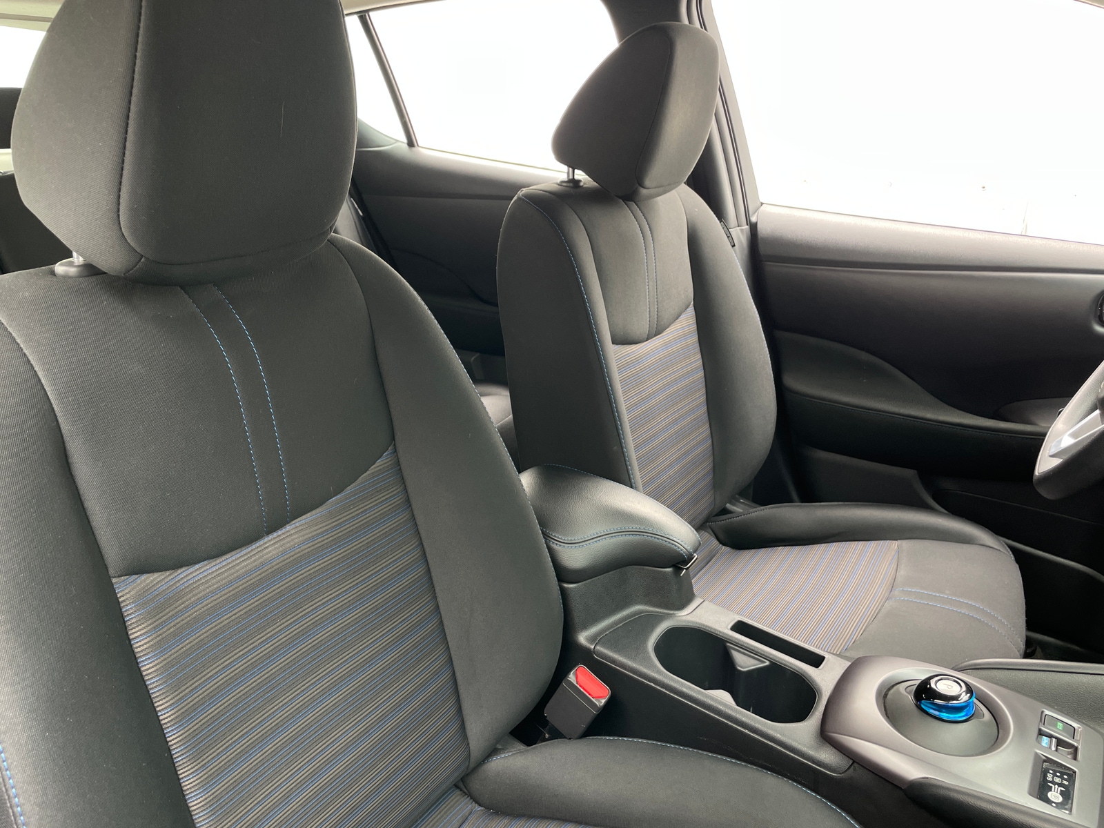 Thumbnail: 2025 Nissan Leaf - 2