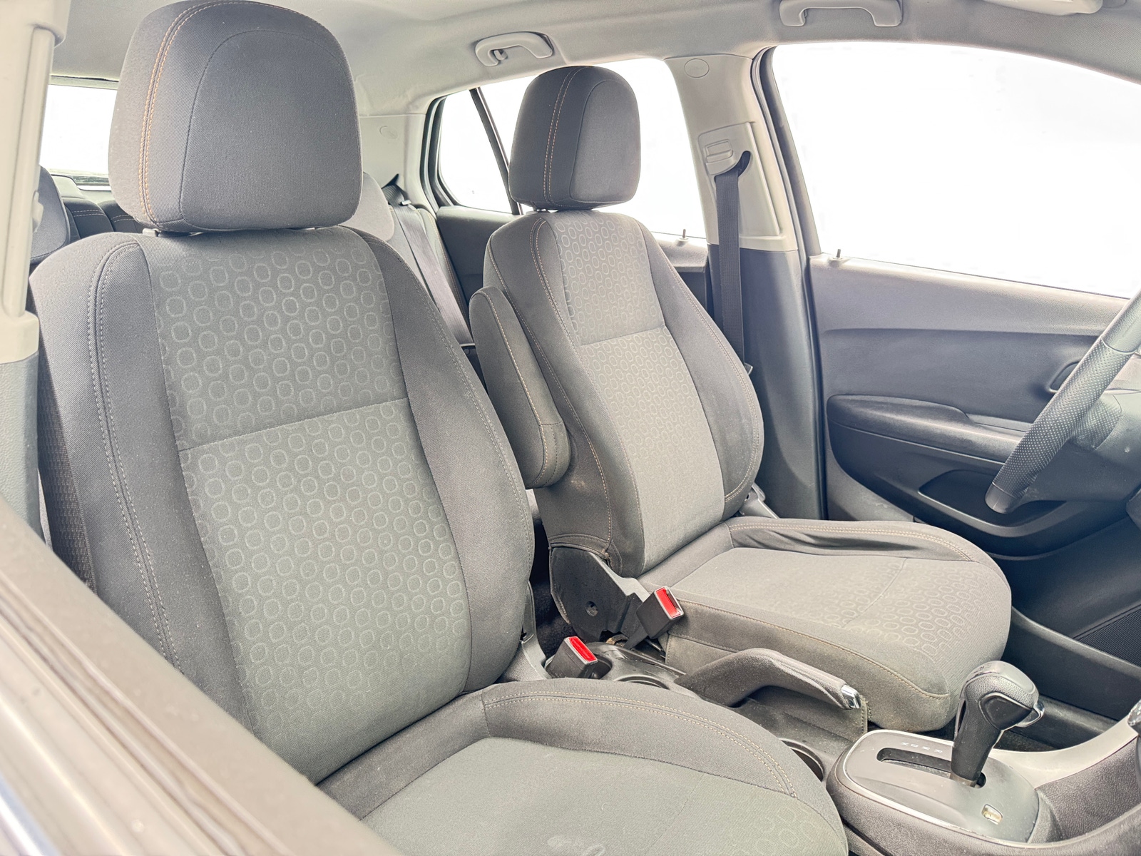 Thumbnail: 2018 Chevrolet Trax - 2