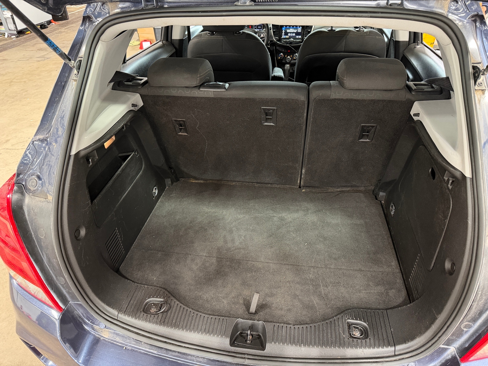 Thumbnail: 2018 Chevrolet Trax - 7