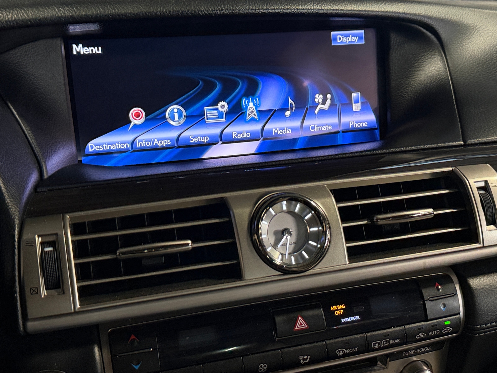 Thumbnail: 2014 Lexus LS - 3