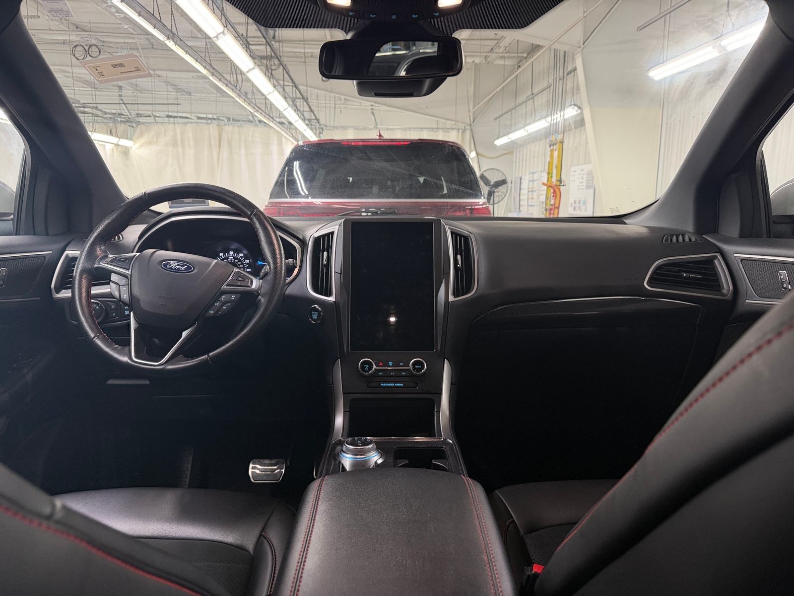 Thumbnail: 2021 Ford Edge - 2