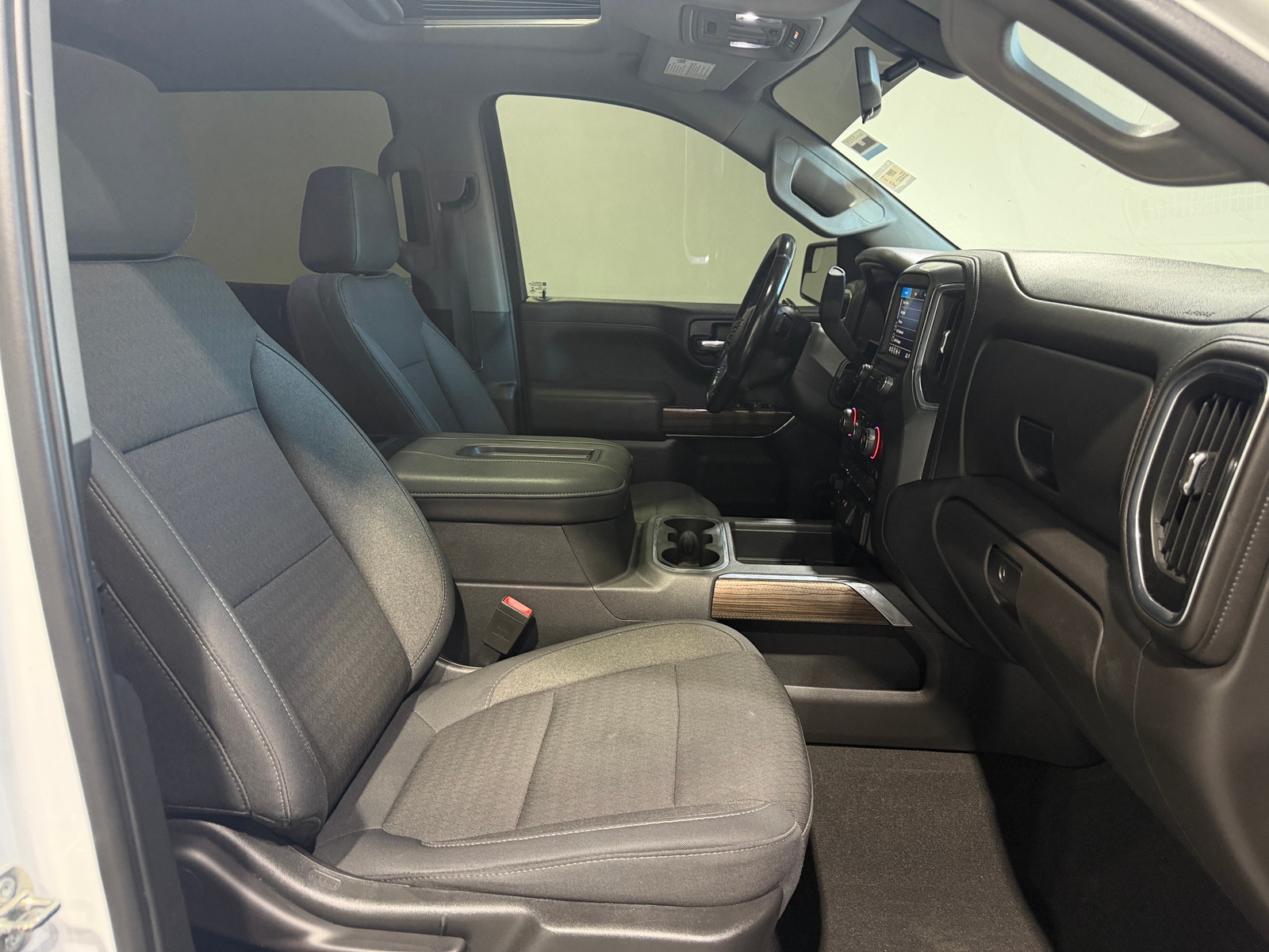 Thumbnail: 2019 Chevrolet Silverado 1500 - 2