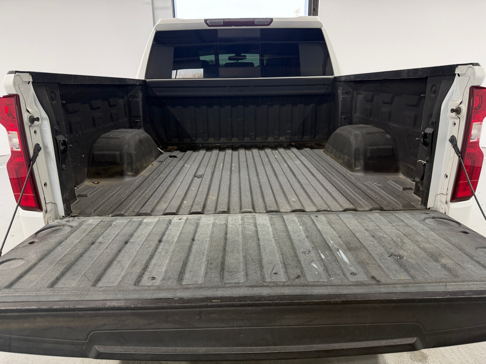 Thumbnail: 2019 Chevrolet Silverado 1500 - 7