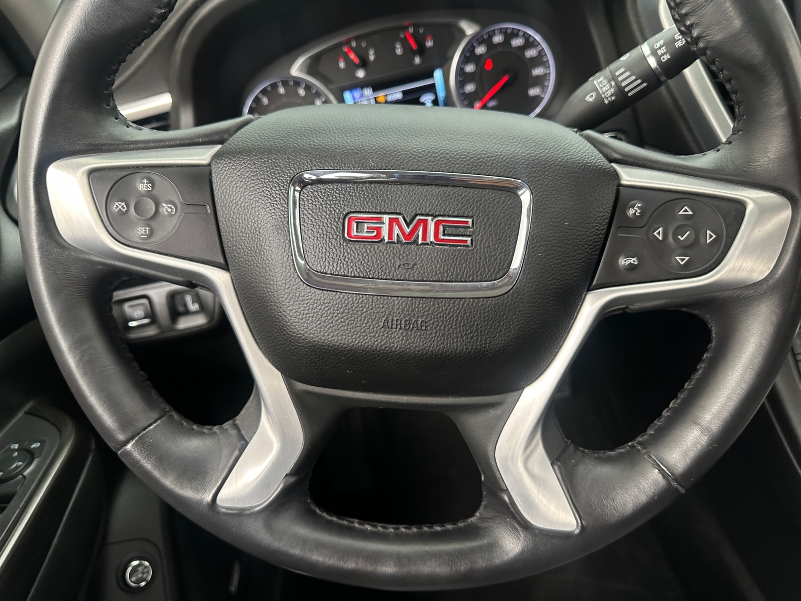 Thumbnail: 2017 GMC Acadia - 4