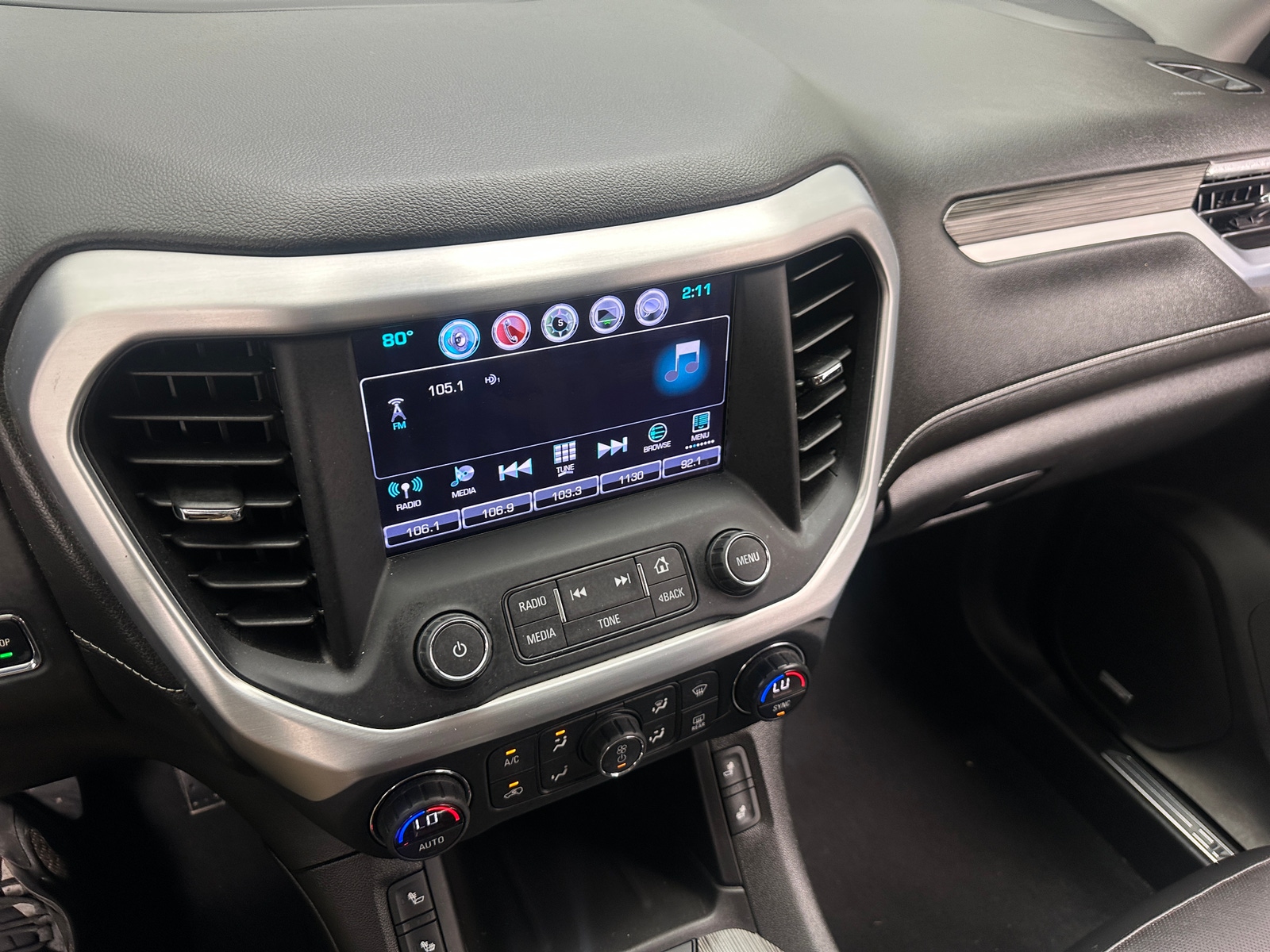 Thumbnail: 2017 GMC Acadia - 3