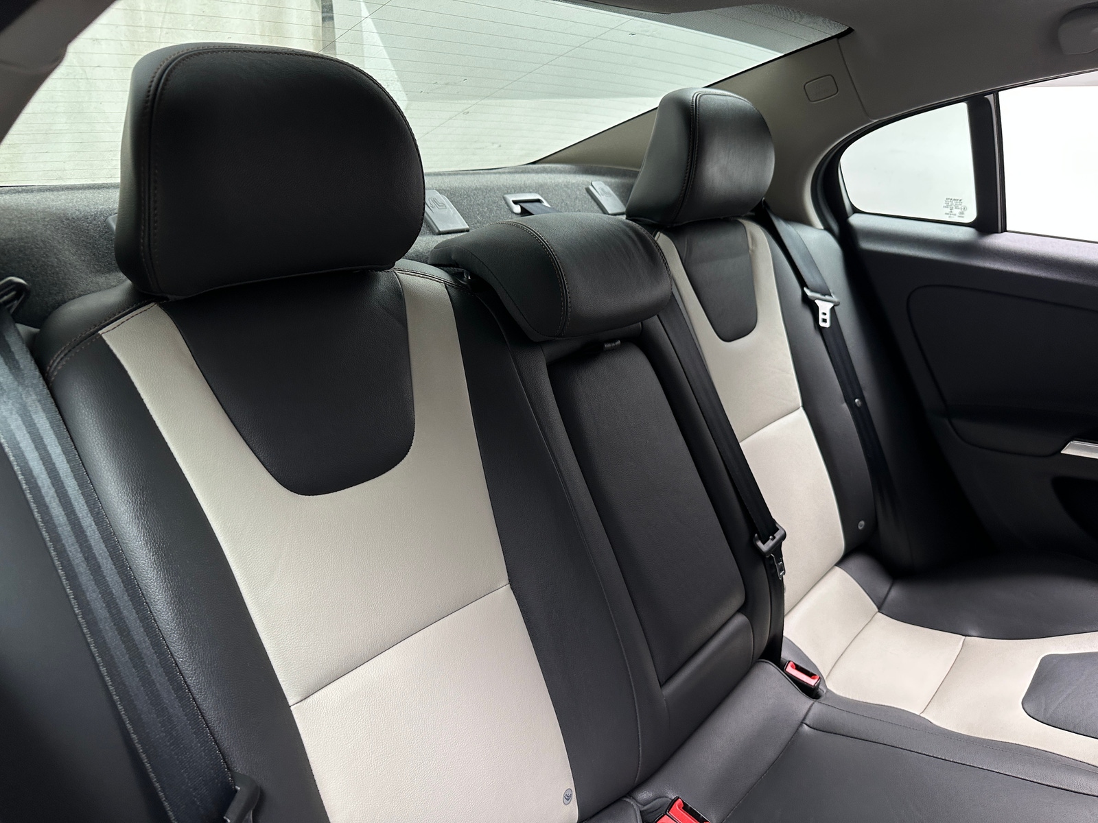 Thumbnail: 2016 Volvo S60 - 6