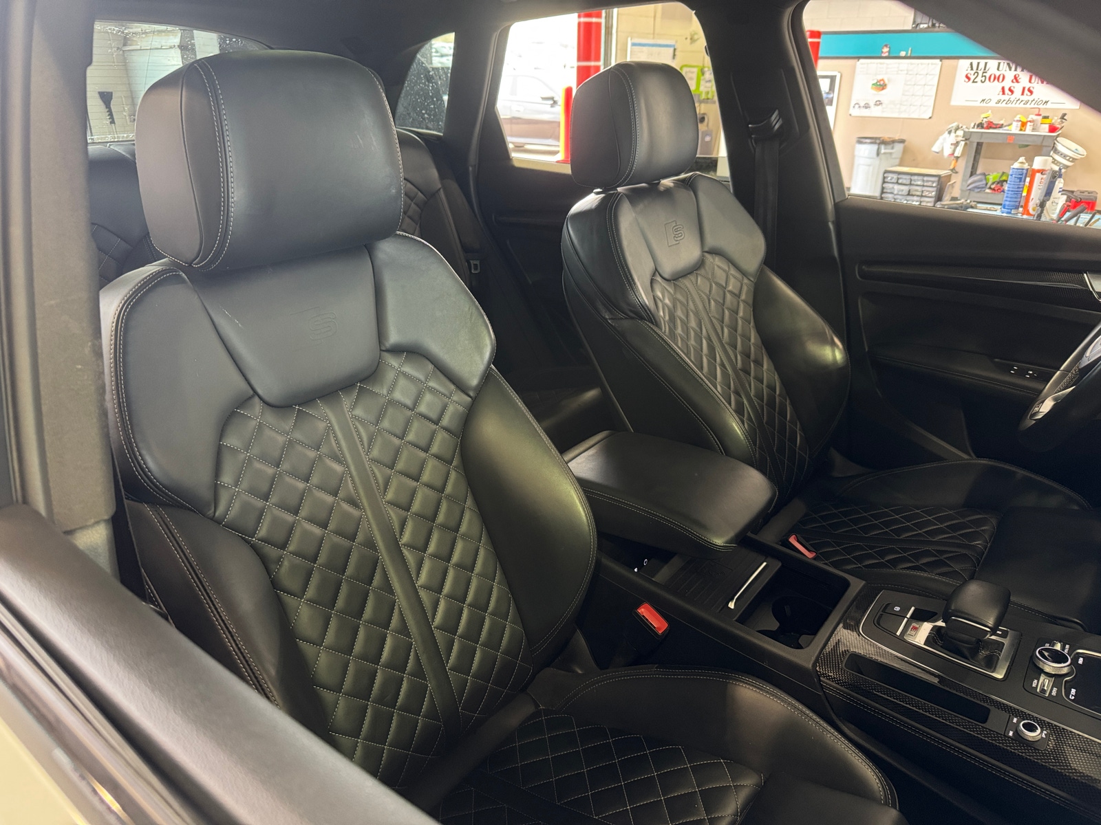 Thumbnail: 2019 Audi SQ5 - 2