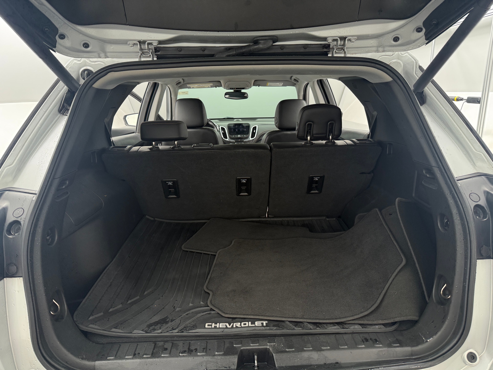 Thumbnail: 2019 Chevrolet Equinox - 6