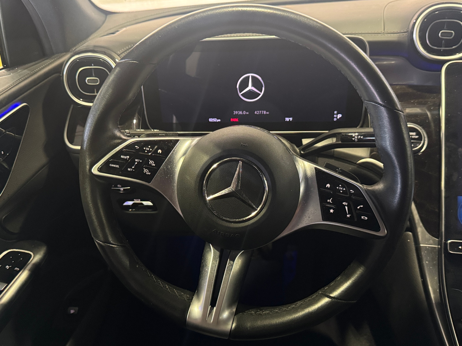 Thumbnail: 2024 Mercedes-Benz GLC - 4
