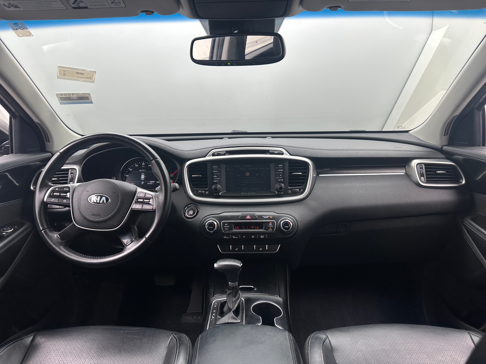 Thumbnail: 2019 Kia Sorento - 2