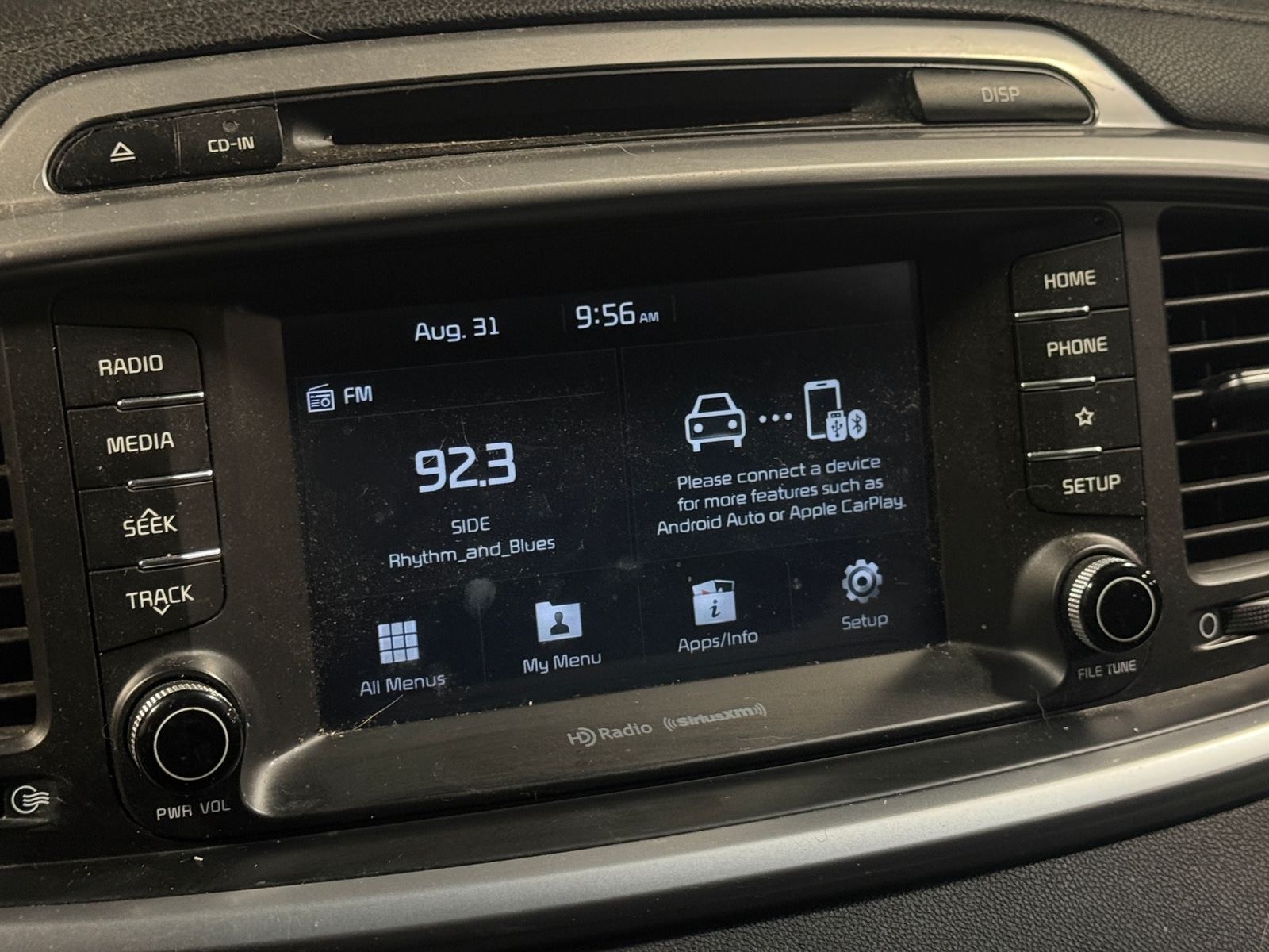 Thumbnail: 2019 Kia Sorento - 3
