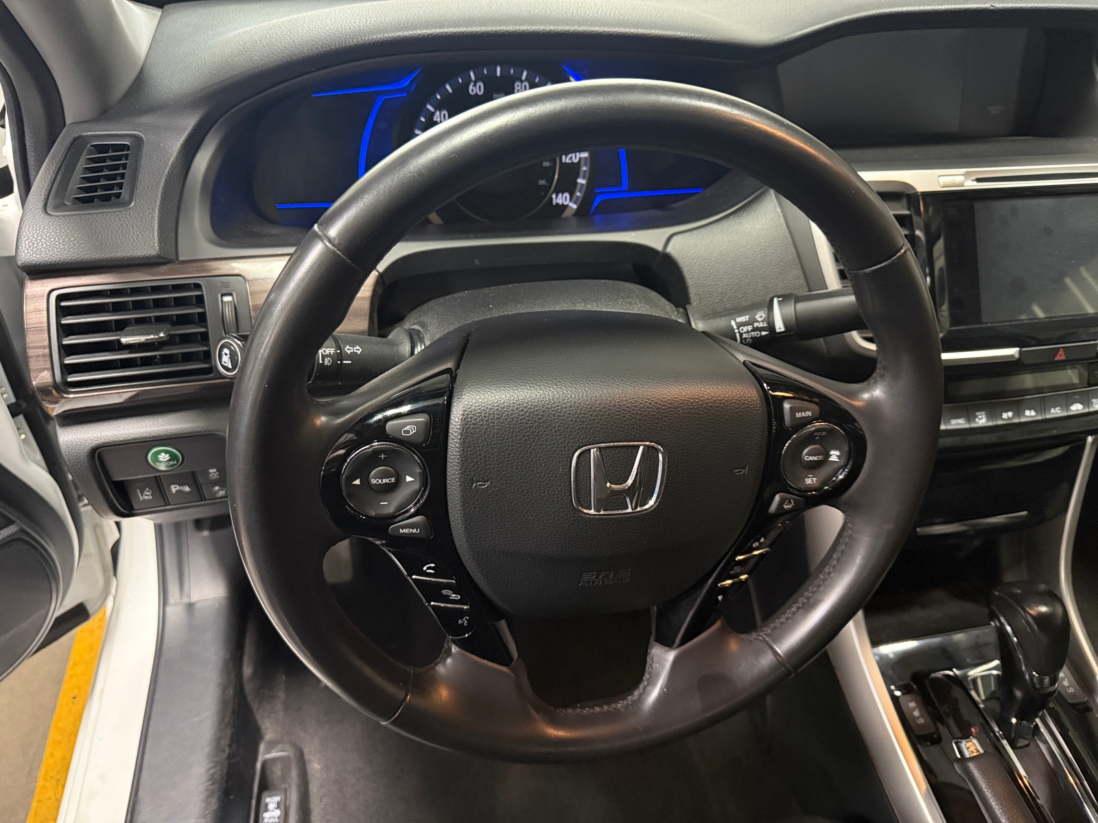Thumbnail: 2017 Honda Accord - 4