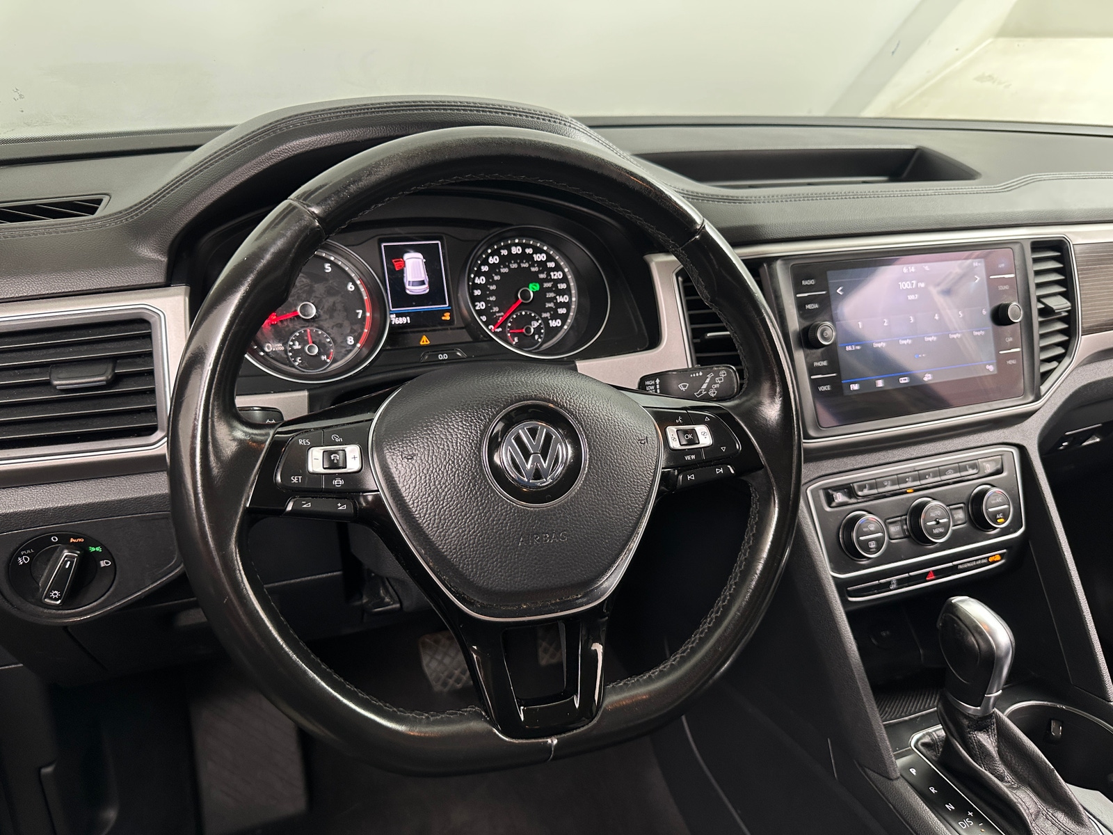 Thumbnail: 2019 Volkswagen Atlas - 4