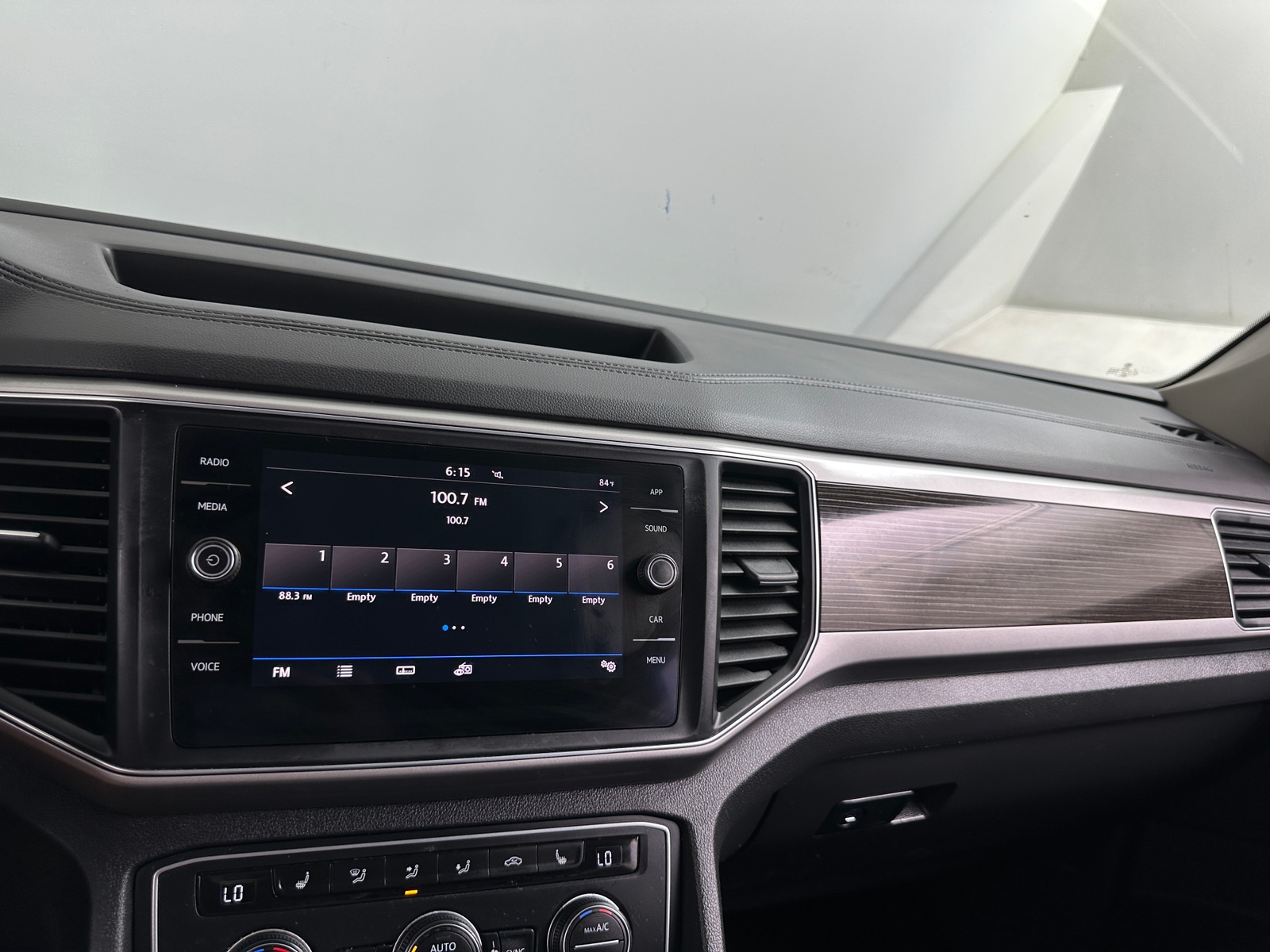 Thumbnail: 2019 Volkswagen Atlas - 3