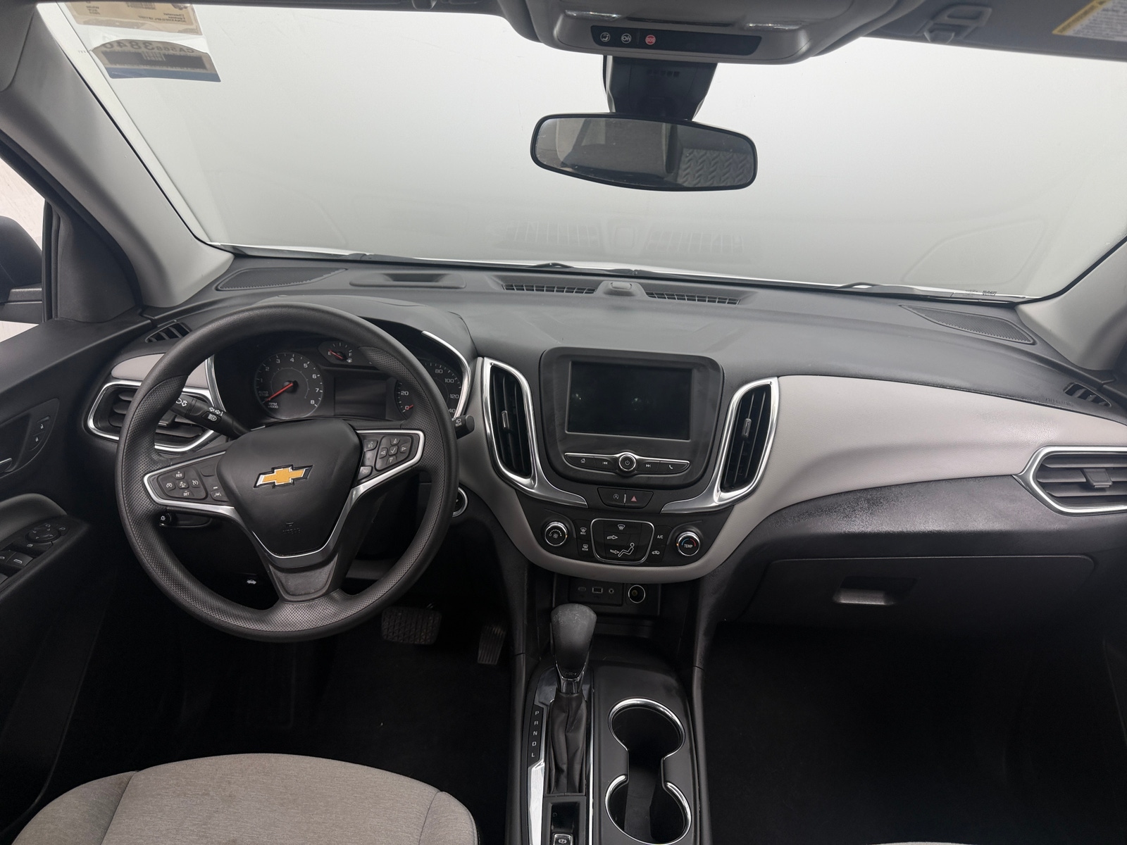 Thumbnail: 2023 Chevrolet Equinox - 3