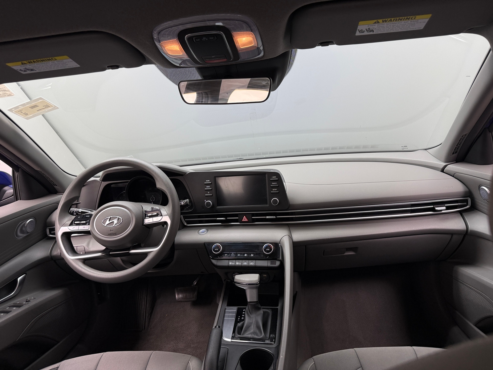 Thumbnail: 2023 Hyundai Elantra - 3