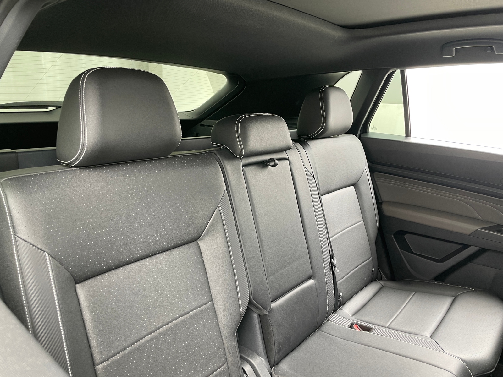 Thumbnail: 2023 Volkswagen Atlas - 5