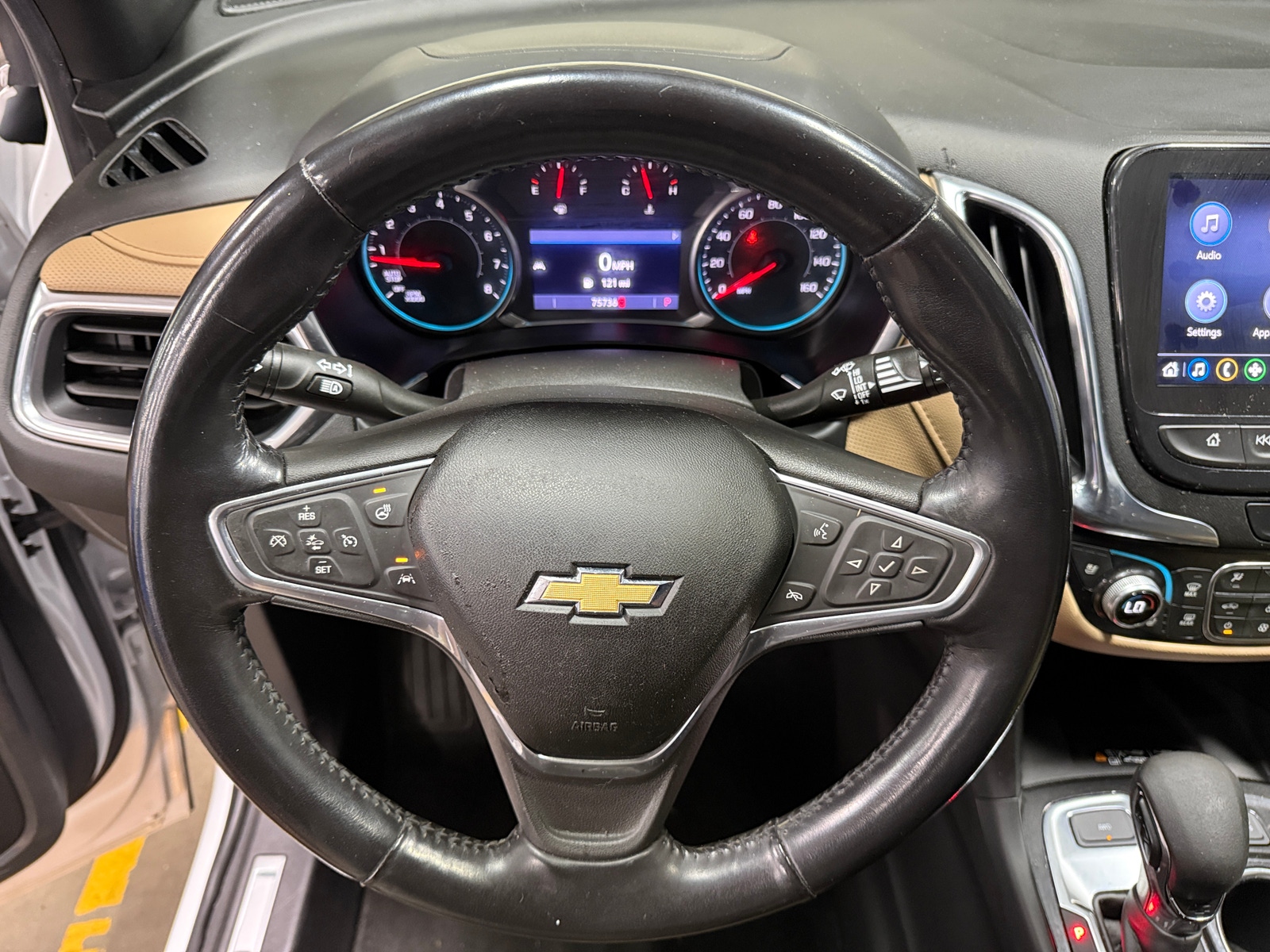 Thumbnail: 2022 Chevrolet Equinox - 4