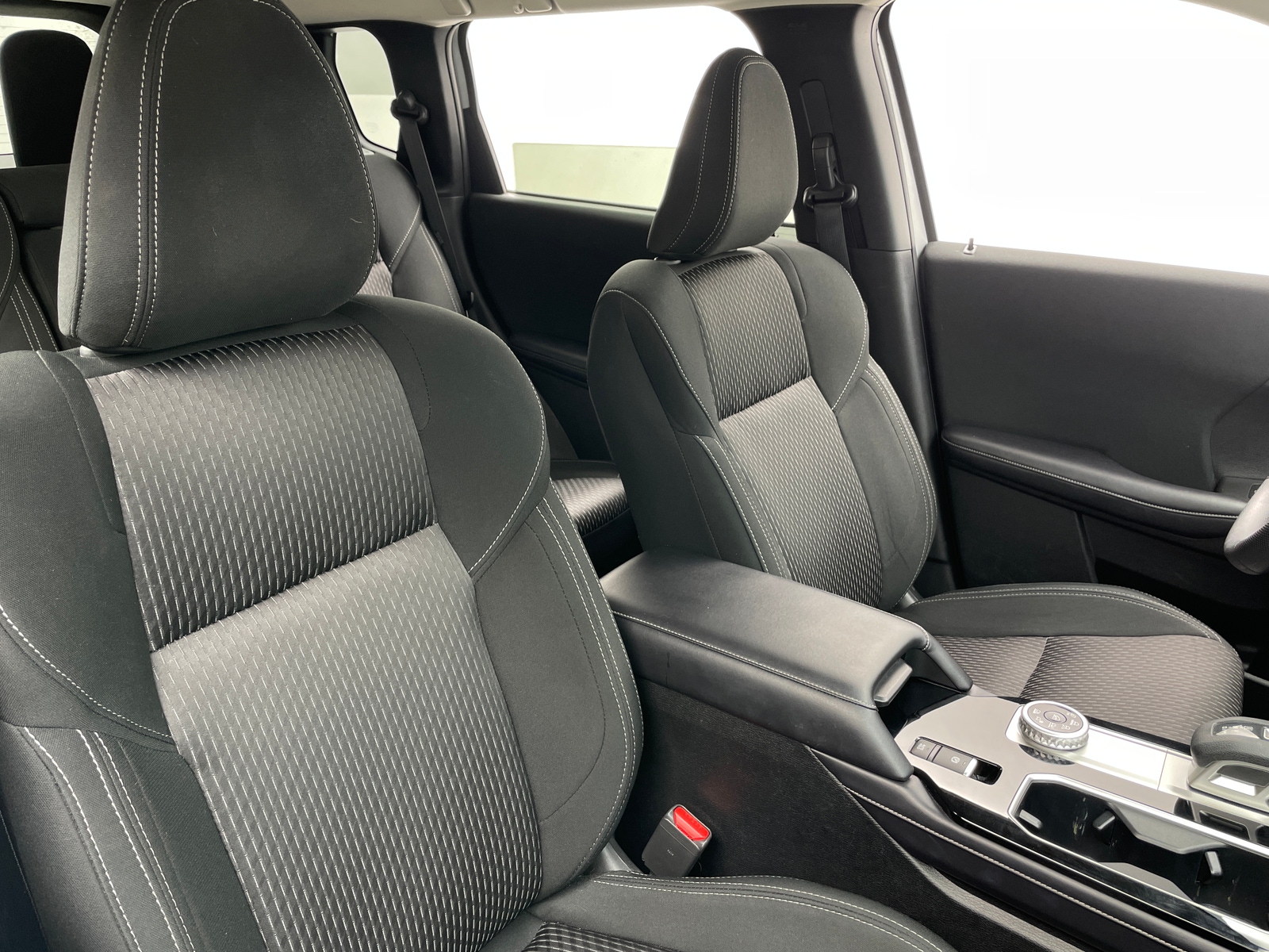 Thumbnail: 2025 Mitsubishi Outlander - 2