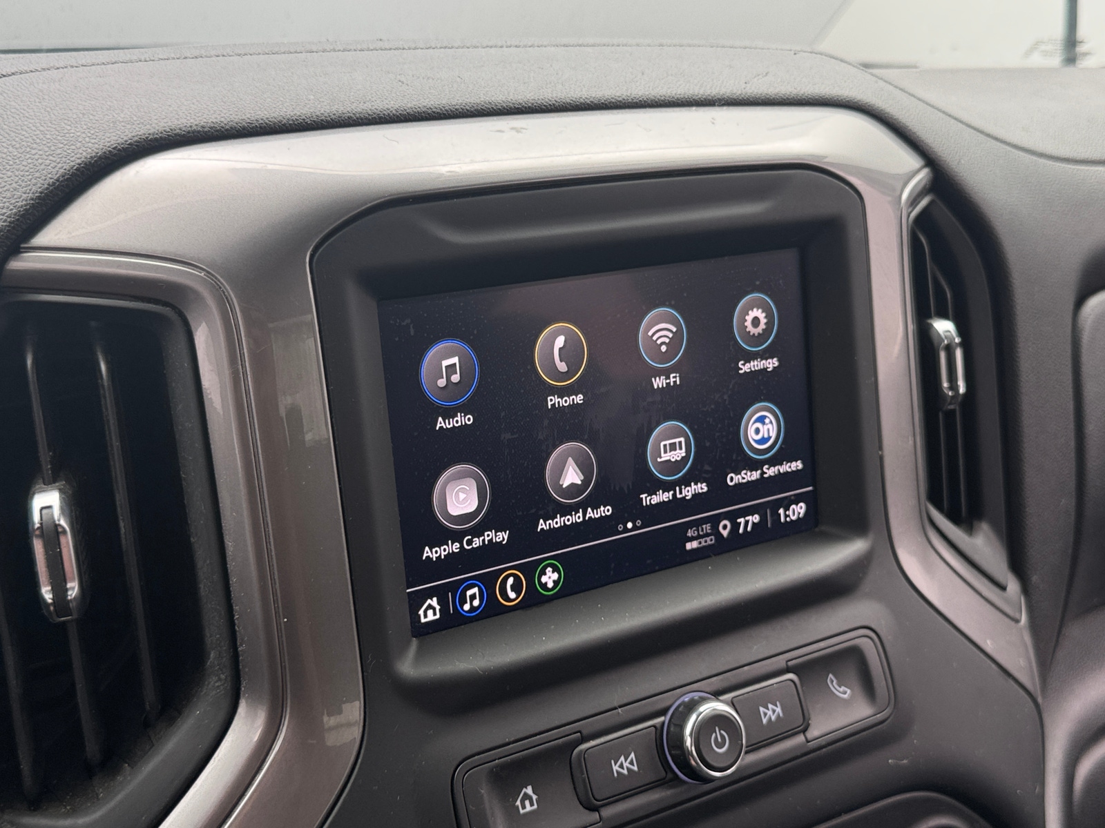 Thumbnail: 2024 Chevrolet Silverado 2500 - 4