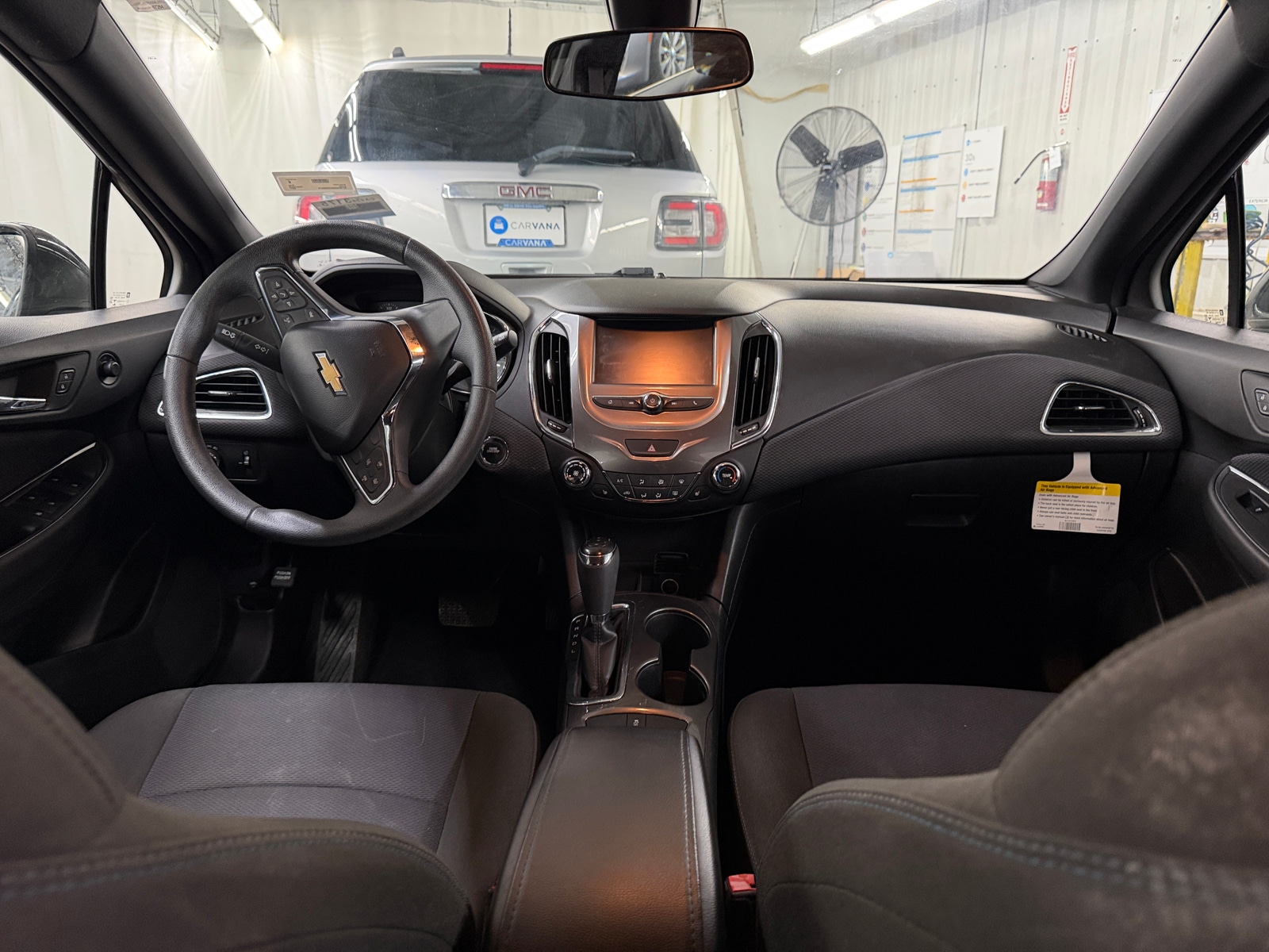 Thumbnail: 2017 Chevrolet Cruze - 3