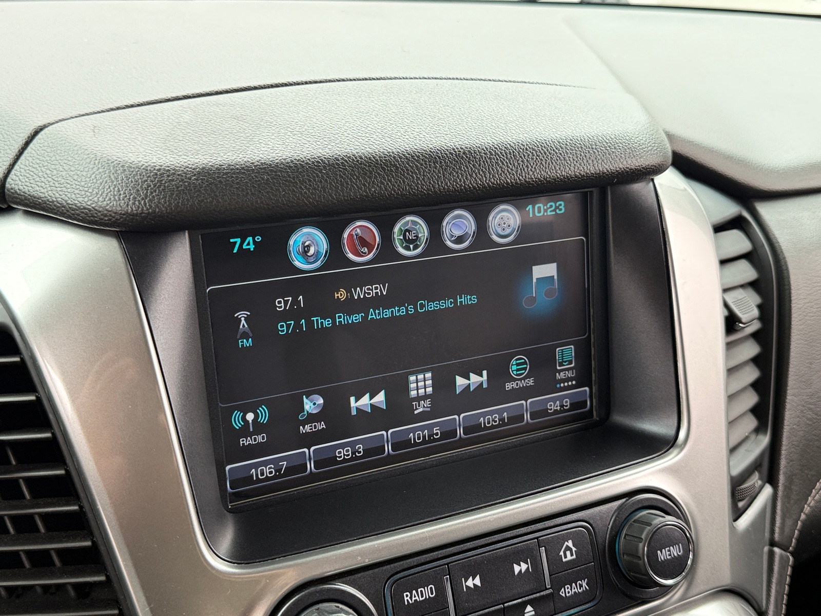 Thumbnail: 2020 Chevrolet Tahoe - 3
