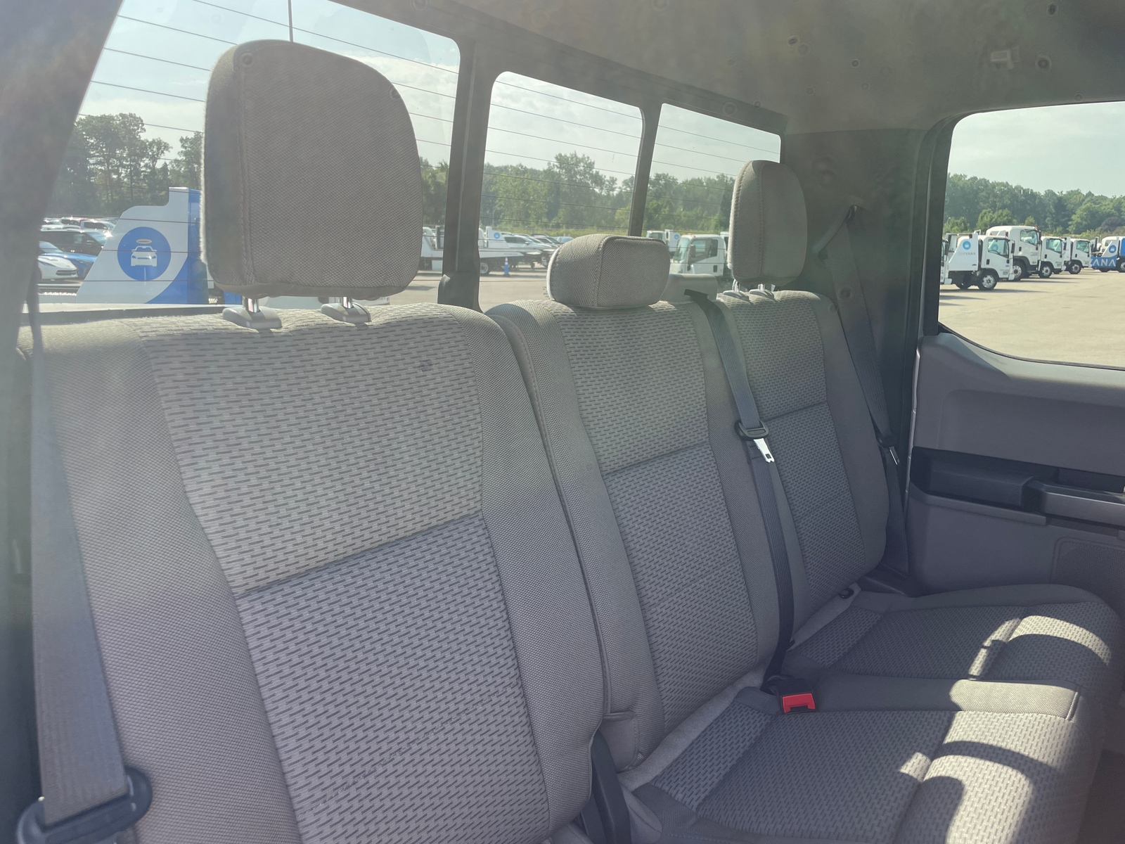 Thumbnail: 2022 Ford Econoline - 6