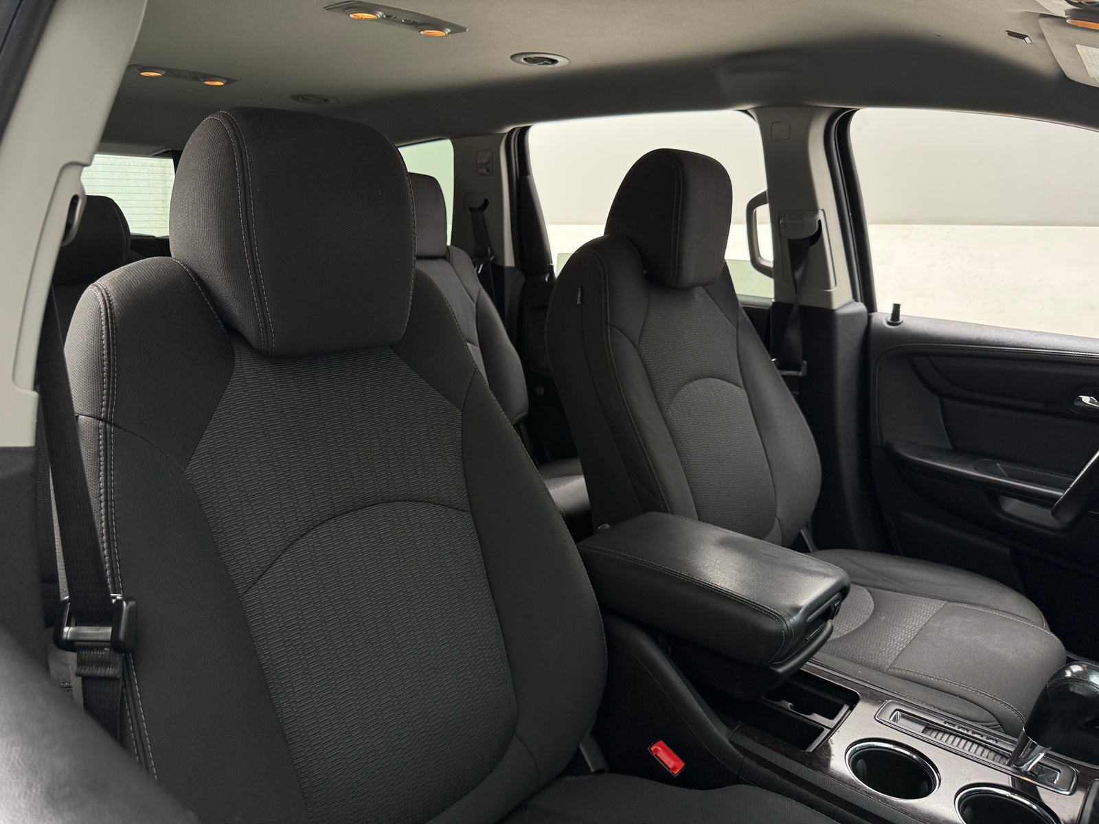 Thumbnail: 2016 Chevrolet Traverse - 2