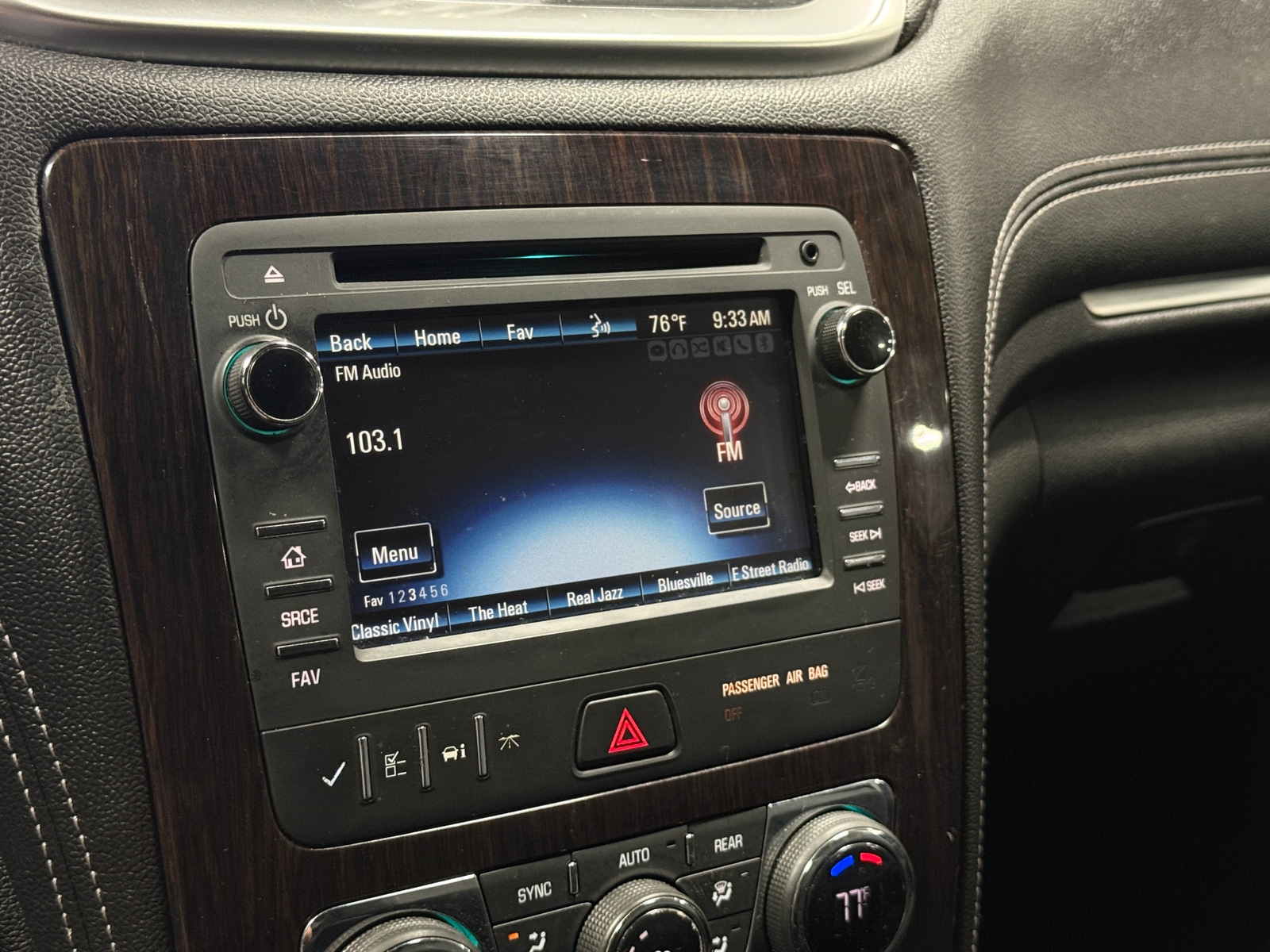 Thumbnail: 2016 Chevrolet Traverse - 4