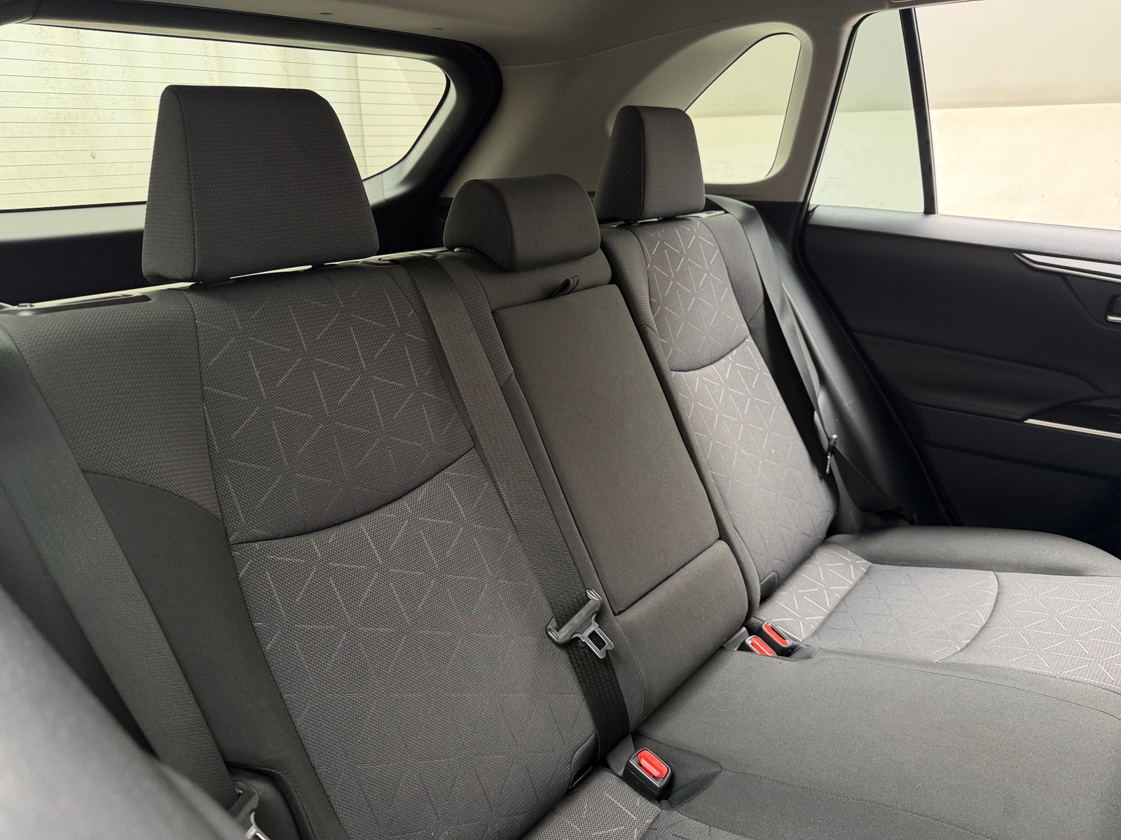 Thumbnail: 2022 Toyota RAV4 - 6