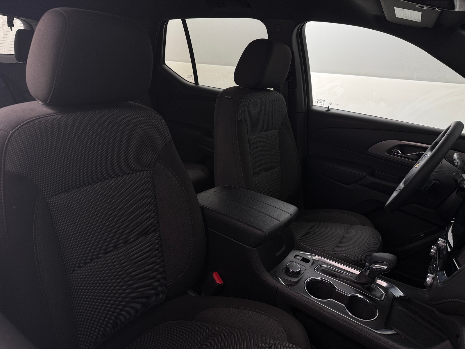 Thumbnail: 2024 Chevrolet Traverse - 2