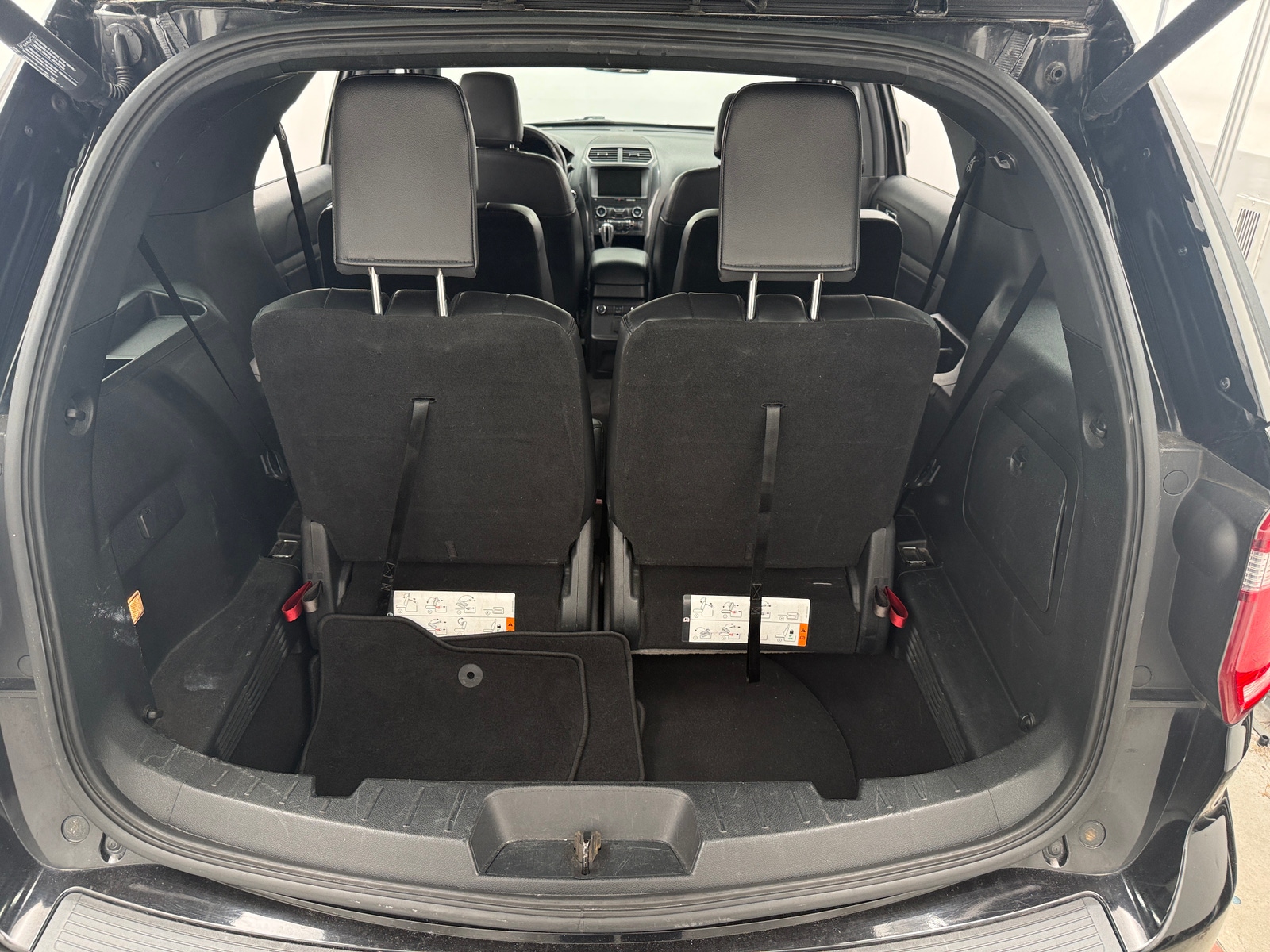 Thumbnail: 2019 Ford Explorer - 6