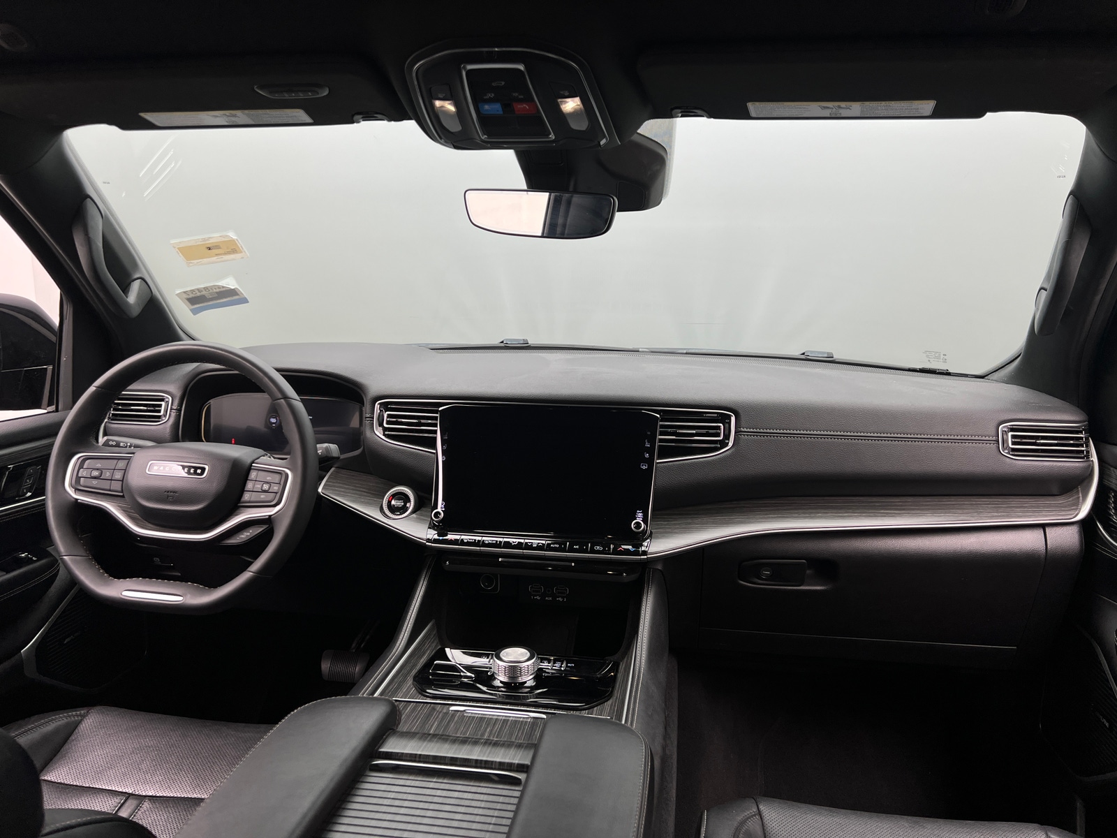Thumbnail: 2024 Jeep Wagoneer - 2