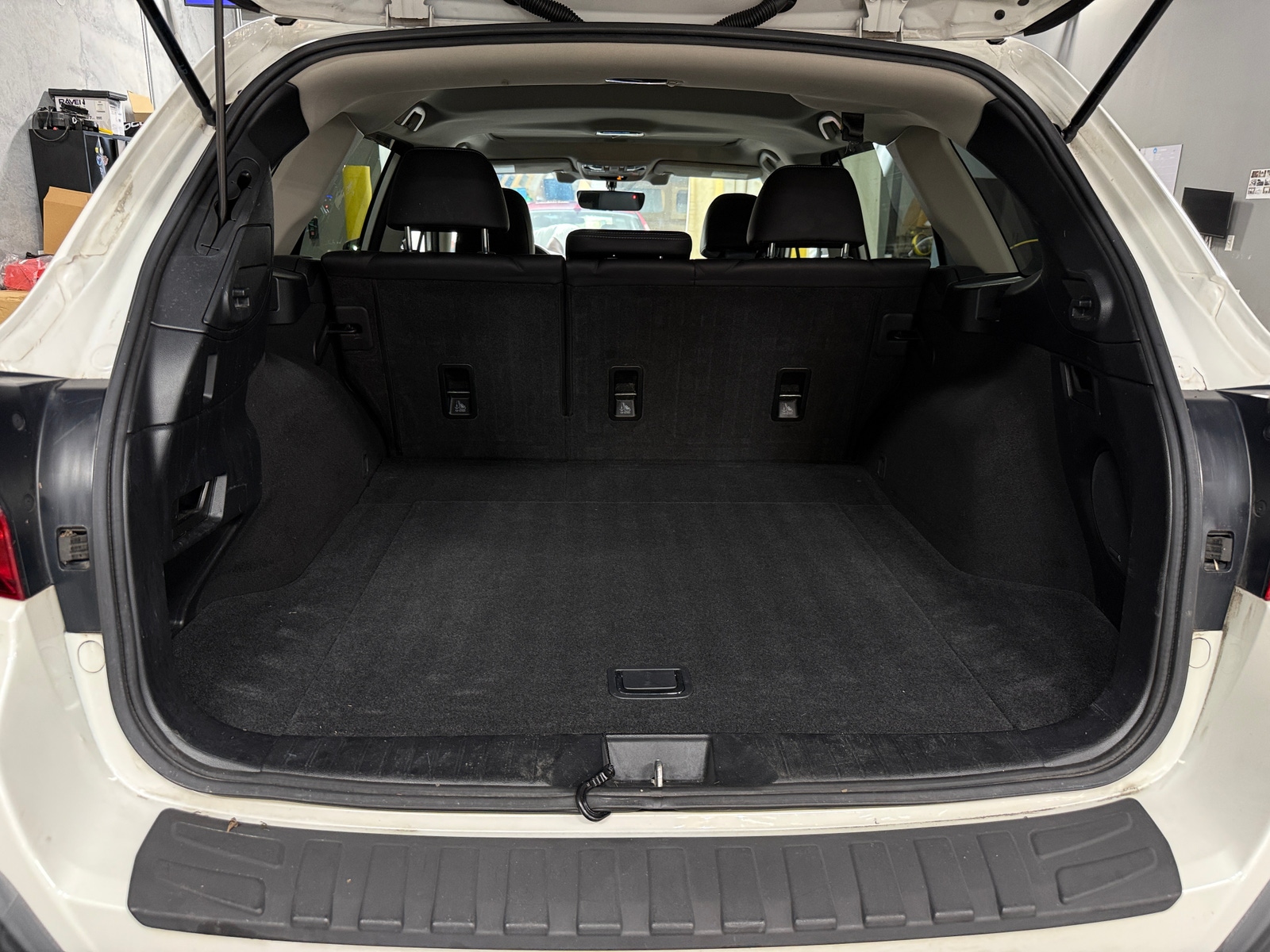 Thumbnail: 2018 Subaru Outback - 6