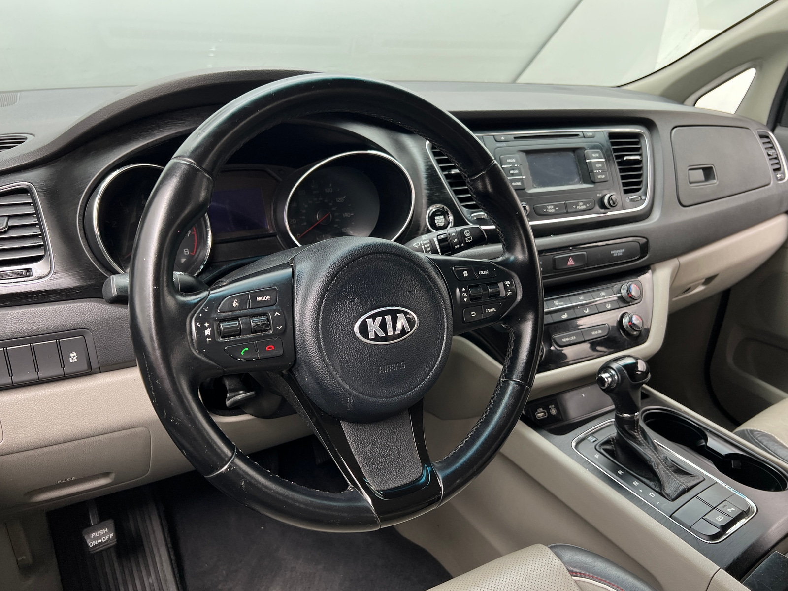 Thumbnail: 2016 Kia Sedona - 4