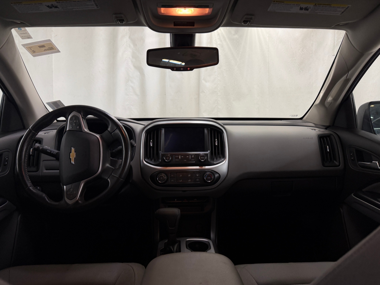 Thumbnail: 2015 Chevrolet Colorado - 3