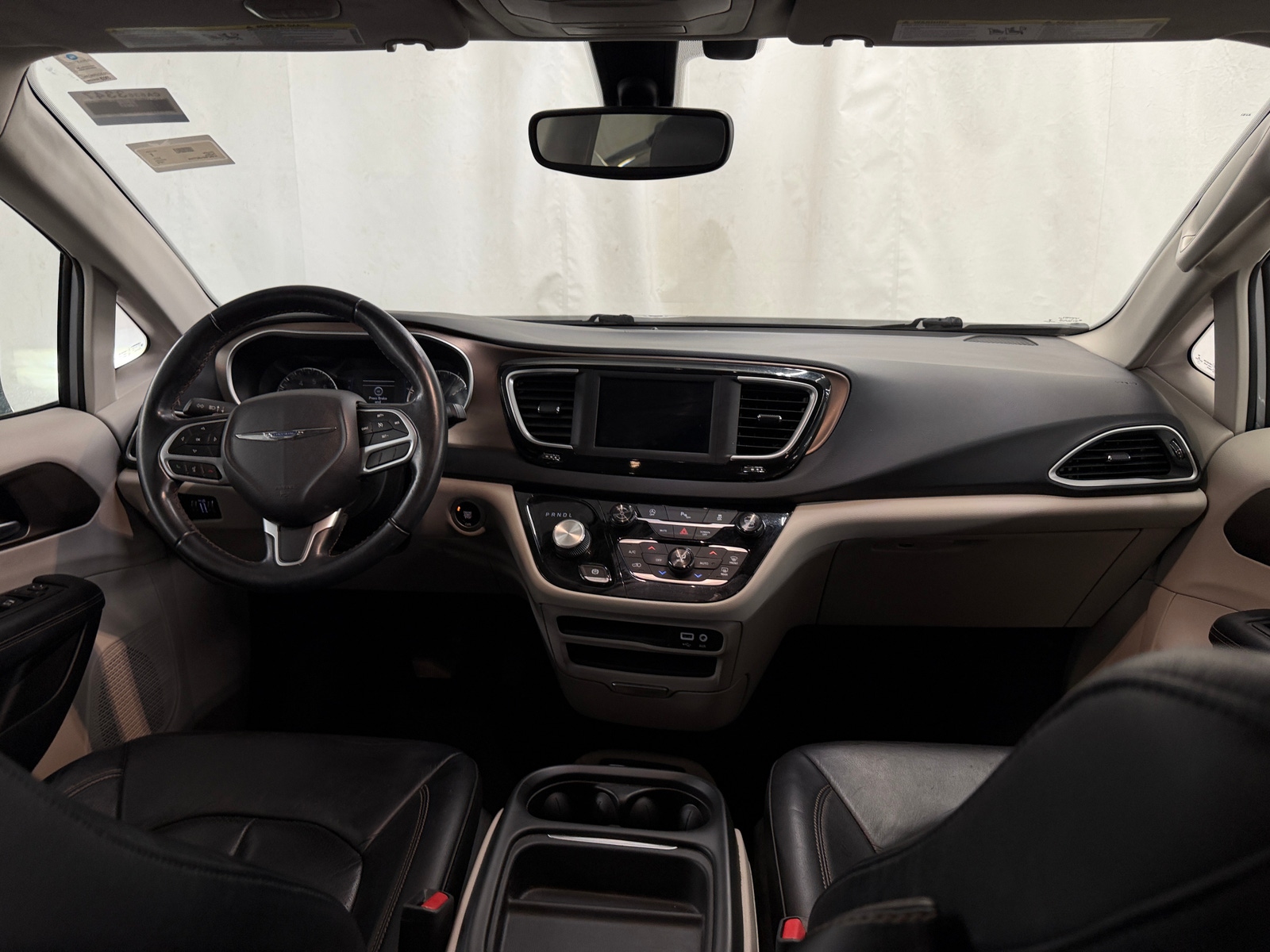 Thumbnail: 2018 Chrysler Pacifica - 2