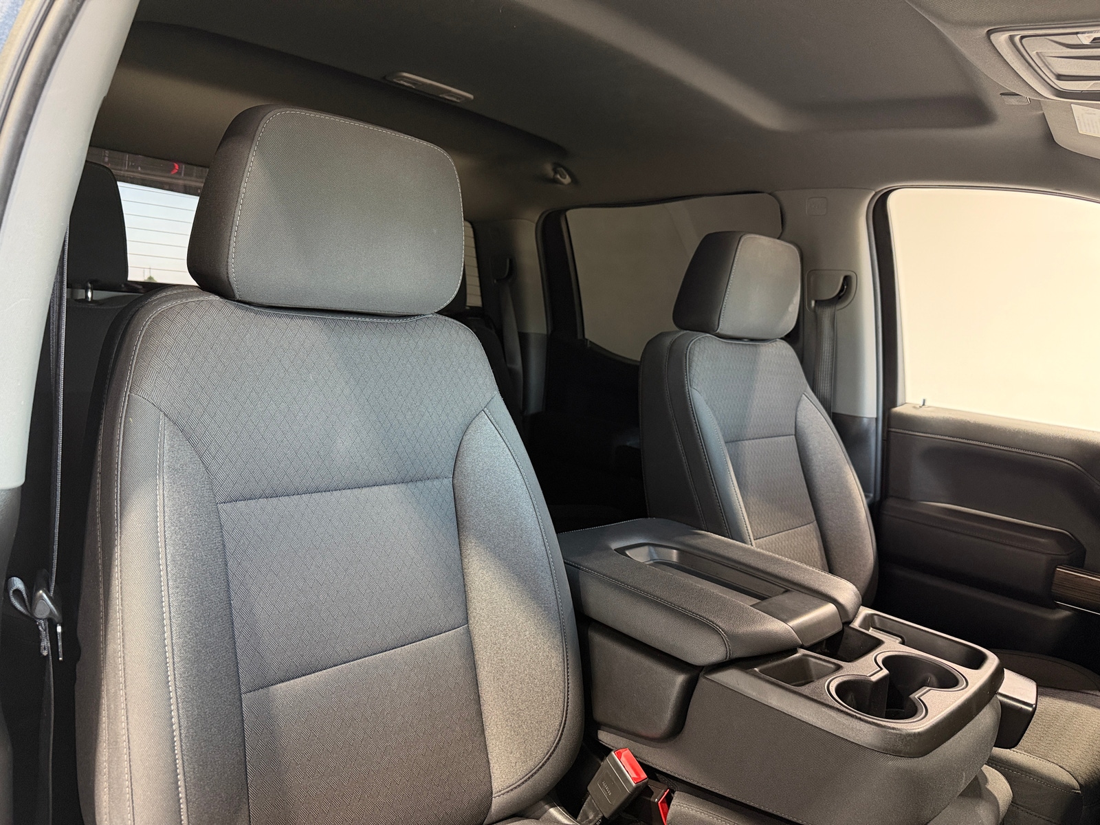 Thumbnail: 2021 Chevrolet Silverado 1500 - 2