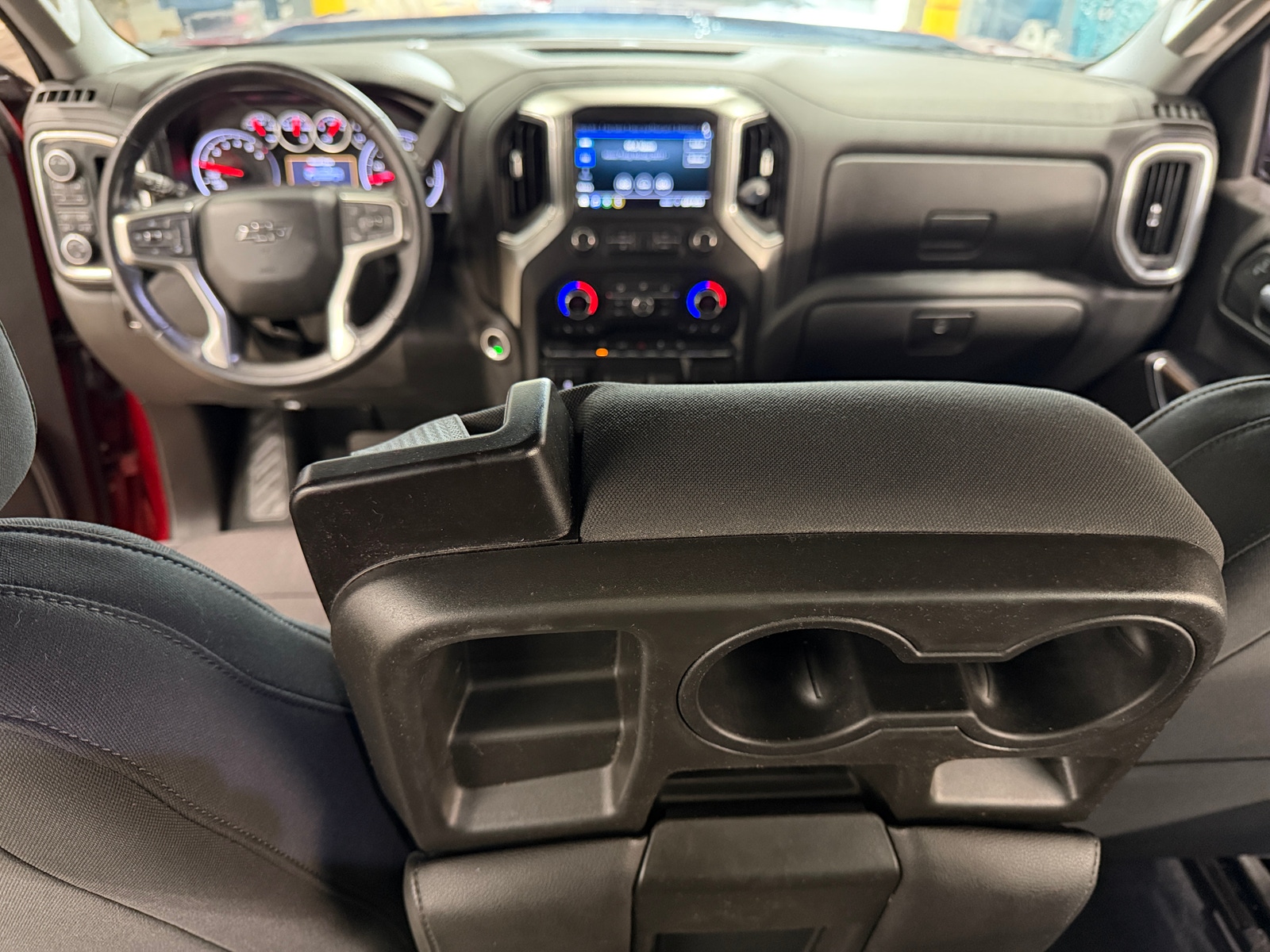 Thumbnail: 2021 Chevrolet Silverado 1500 - 3